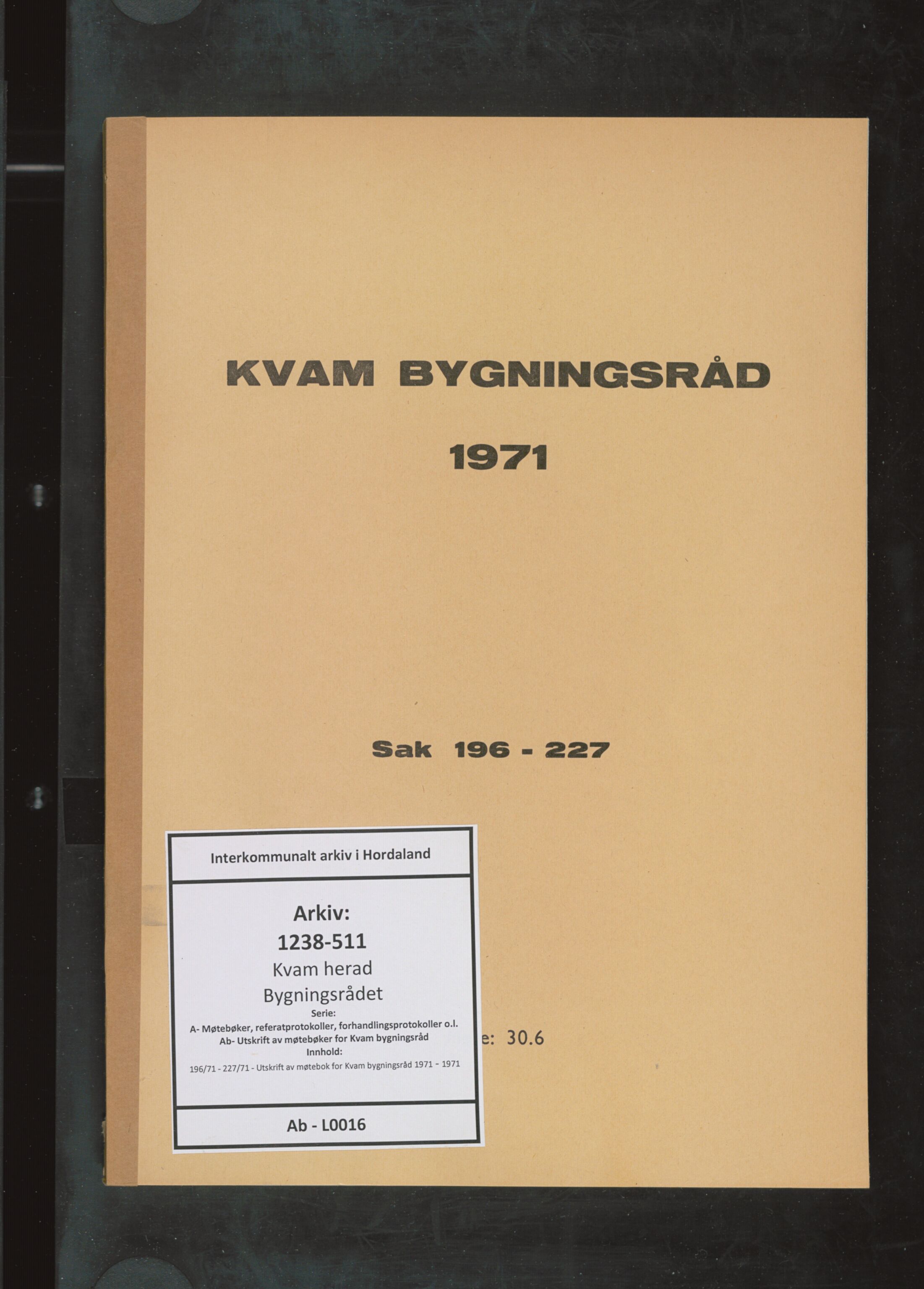 Kvam herad. Bygningsrådet, IKAH/1238-511/A/Ab/L0016: Utskrift av møtebok for Kvam bygningsråd, 1971