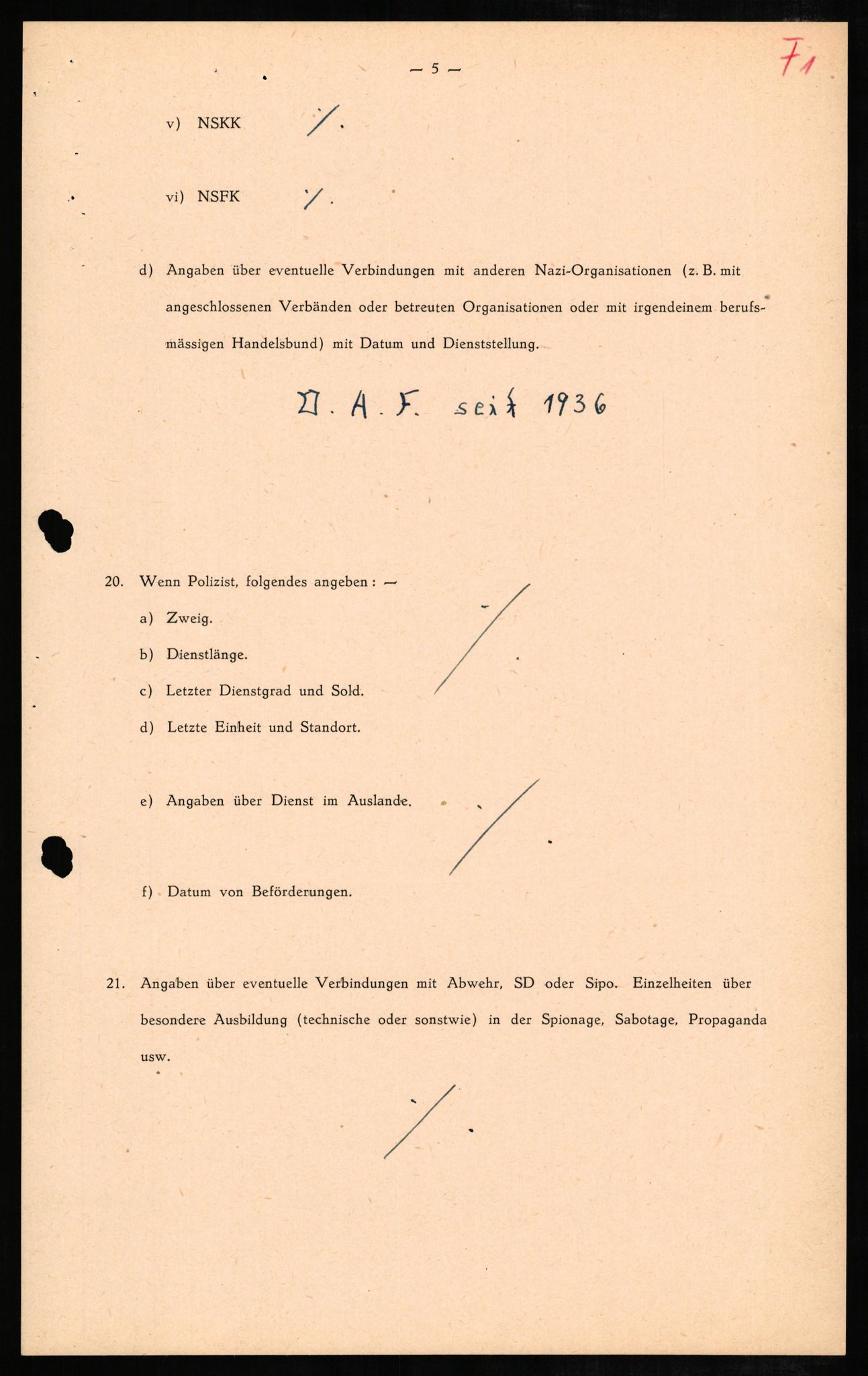 Forsvaret, Forsvarets overkommando II, AV/RA-RAFA-3915/D/Db/L0007: CI Questionaires. Tyske okkupasjonsstyrker i Norge. Tyskere., 1945-1946, s. 396