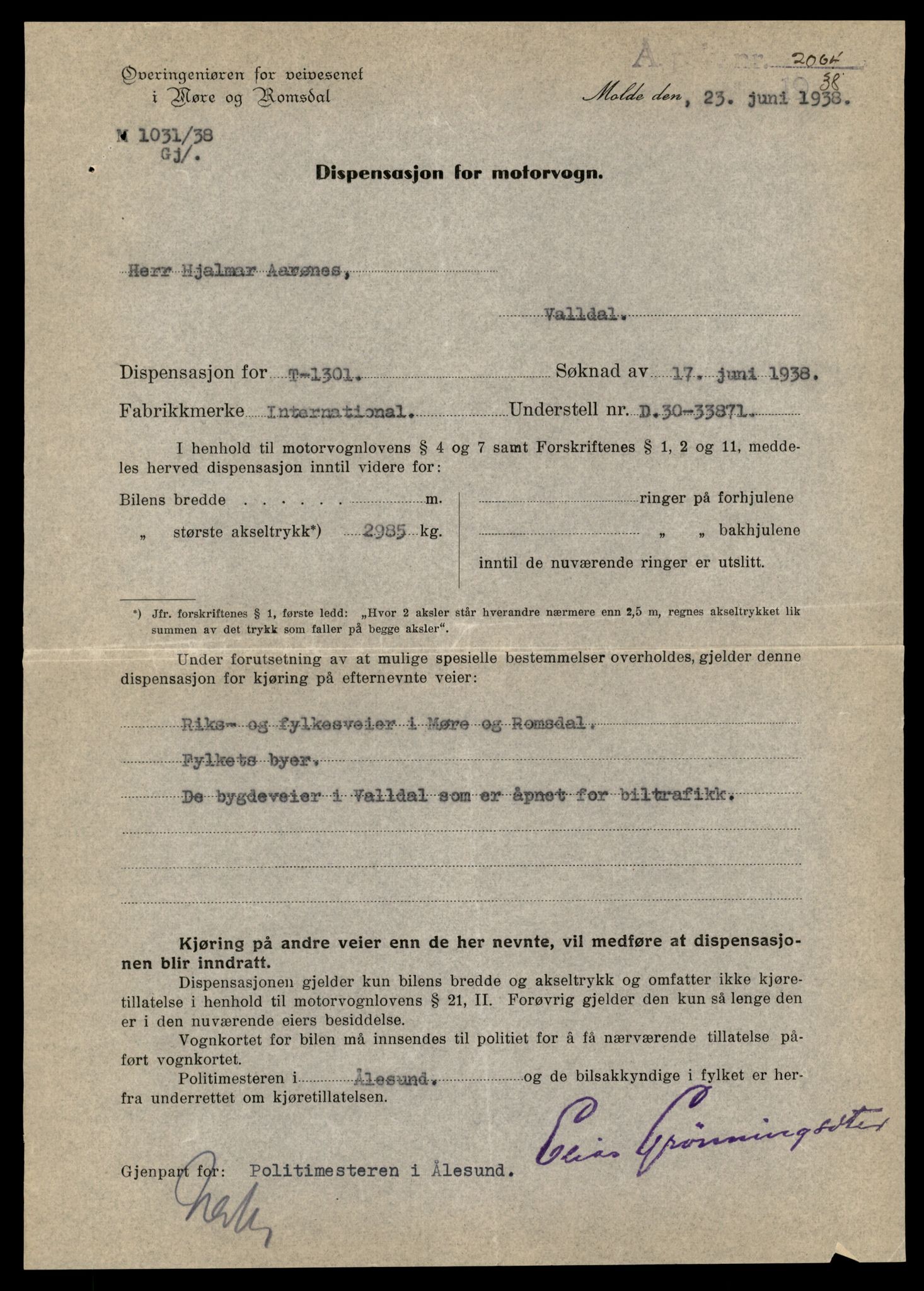 Møre og Romsdal vegkontor - Ålesund trafikkstasjon, AV/SAT-A-4099/F/Fe/L0034: Registreringskort for kjøretøy T 12500 - T 12652, 1927-1998, s. 1786