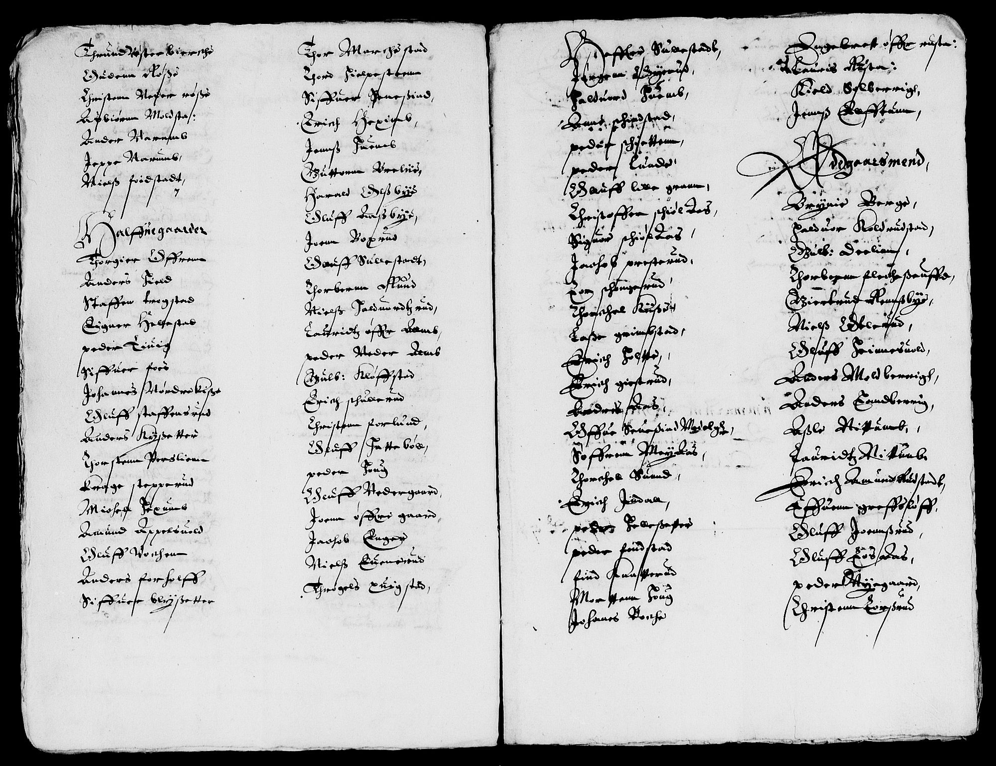 Rentekammeret inntil 1814, Reviderte regnskaper, Lensregnskaper, AV/RA-EA-5023/R/Rb/Rba/L0098: Akershus len, 1629-1630