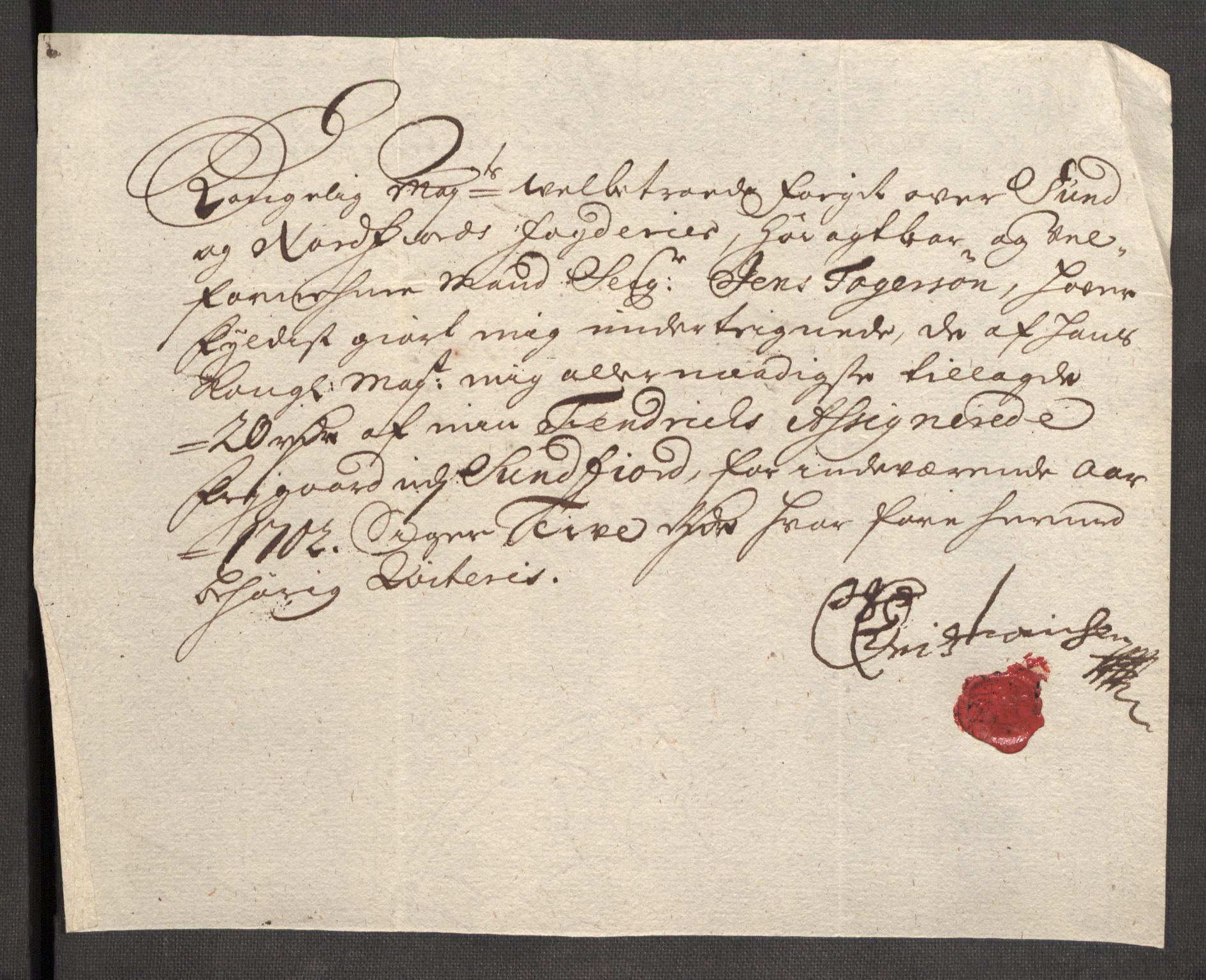 Rentekammeret inntil 1814, Reviderte regnskaper, Fogderegnskap, RA/EA-4092/R53/L3426: Fogderegnskap Sunn- og Nordfjord, 1702, s. 205