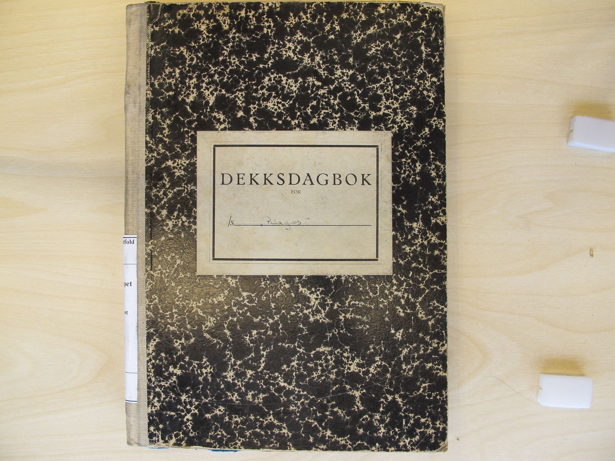 Pa 262 - Hvalfangerselskapet Pelagos AS, VEMU/A-1330/F/Fa/L0112: Pelagos, fl.k.  - dekksdagbok, 1956-1957