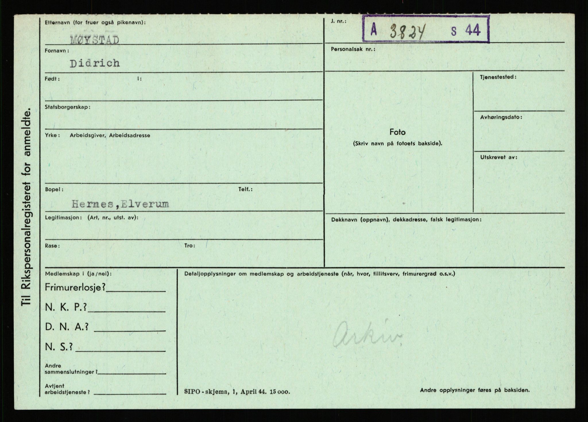 Statspolitiet - Hovedkontoret / Osloavdelingen, AV/RA-S-1329/C/Ca/L0011: Molberg - Nøstvold, 1943-1945, s. 1077