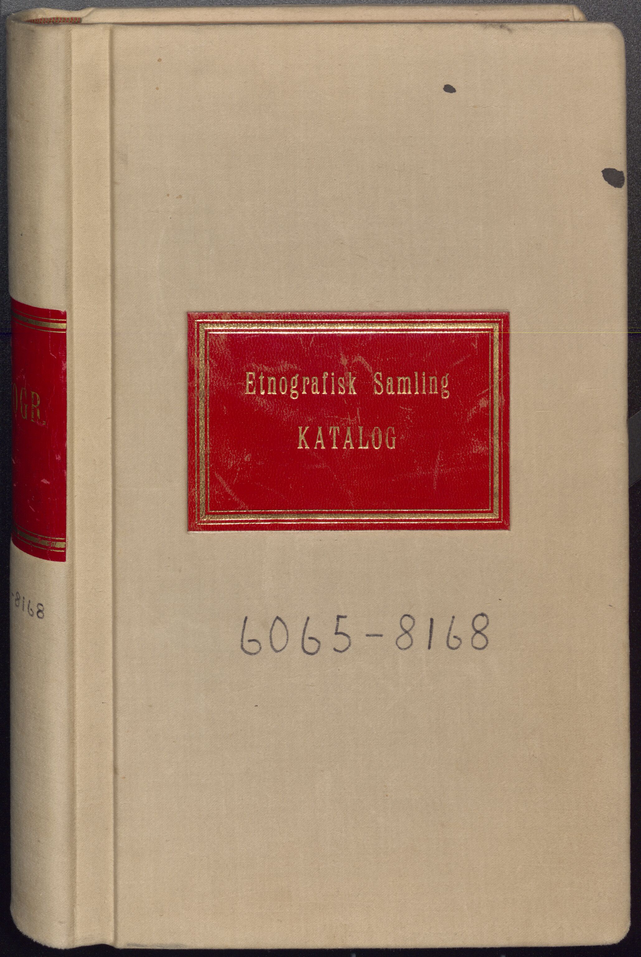 Etnografisk arkiv, UMB/A-004/F/Fa/L0004: Bergens Museum. Katalog over den etnografiske samling 6065 - 8168, 1934-1963