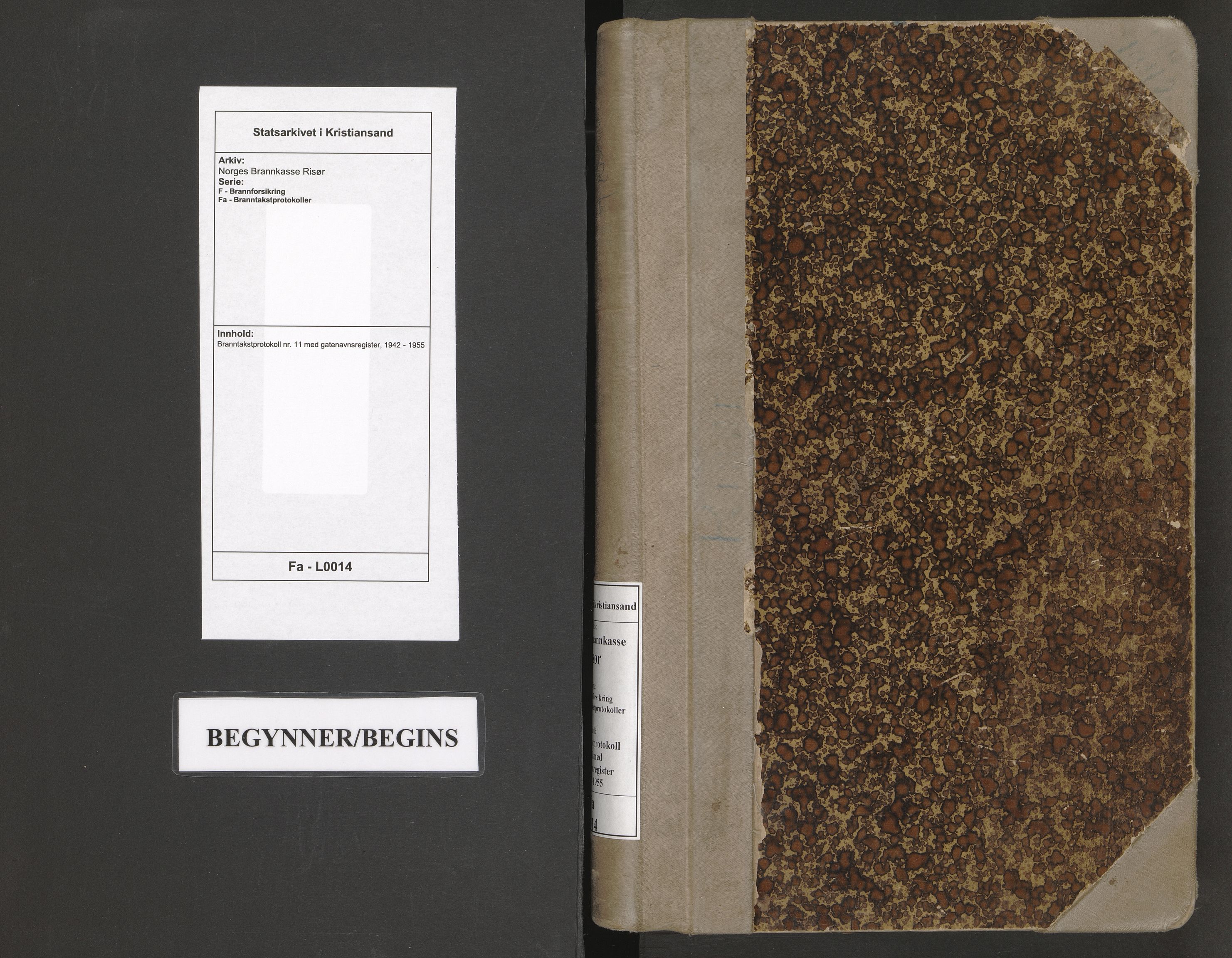 Norges Brannkasse Risør, SAK/2241-0043/F/Fa/L0014: Branntakstprotokoll nr. 11 med gatenavnsregister, 1942-1955