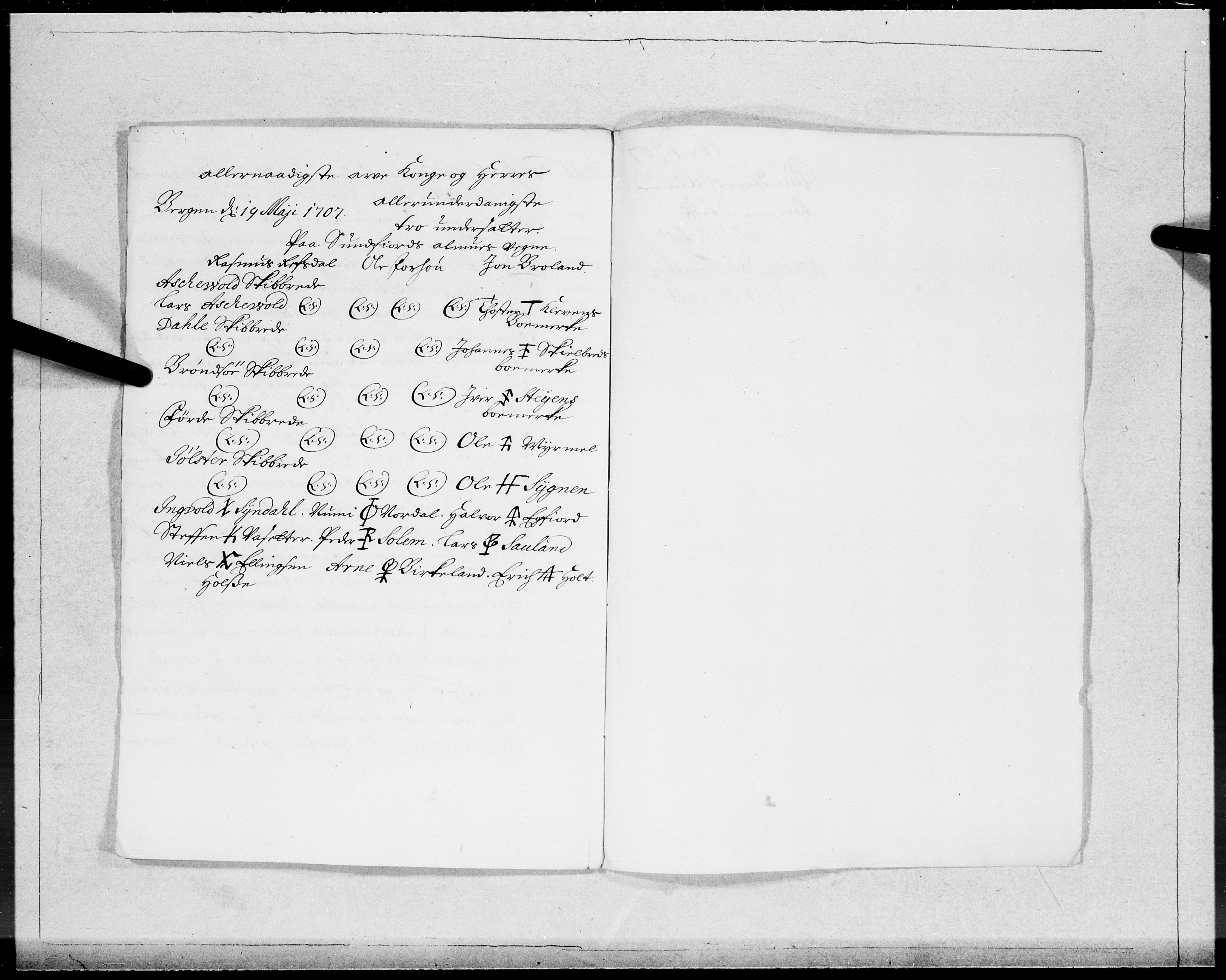 Danske Kanselli 1572-1799, AV/RA-EA-3023/F/Fc/Fcc/Fcca/L0064: Norske innlegg 1572-1799, 1707, s. 12