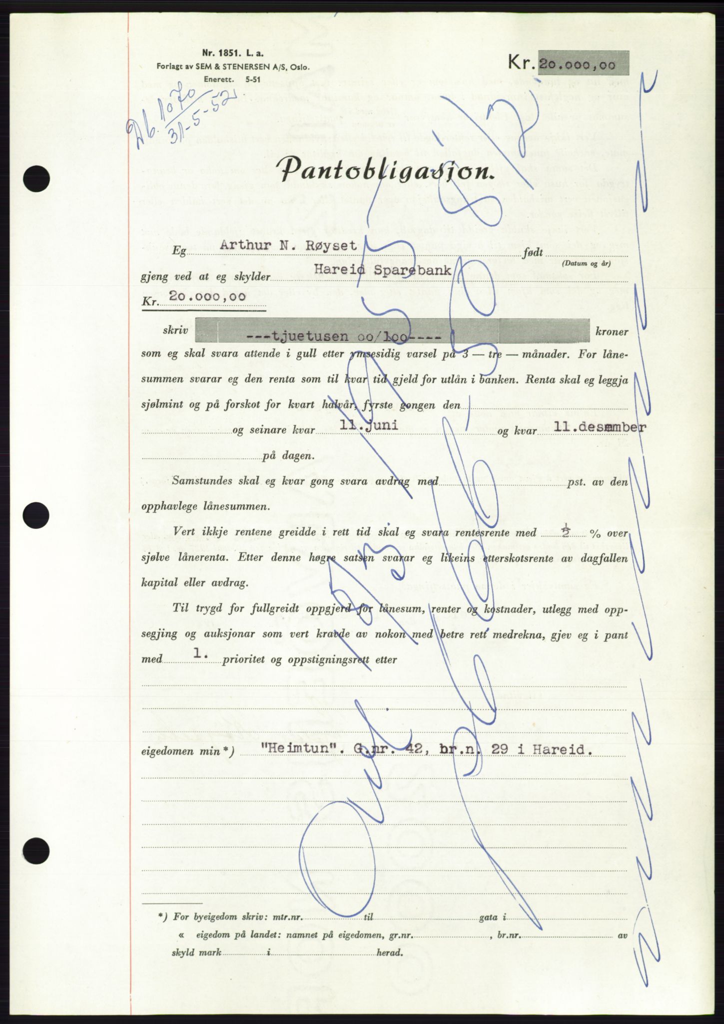 Søre Sunnmøre sorenskriveri, AV/SAT-A-4122/1/2/2C/L0121: Pantebok nr. 9B, 1951-1952, Dagboknr: 1070/1952
