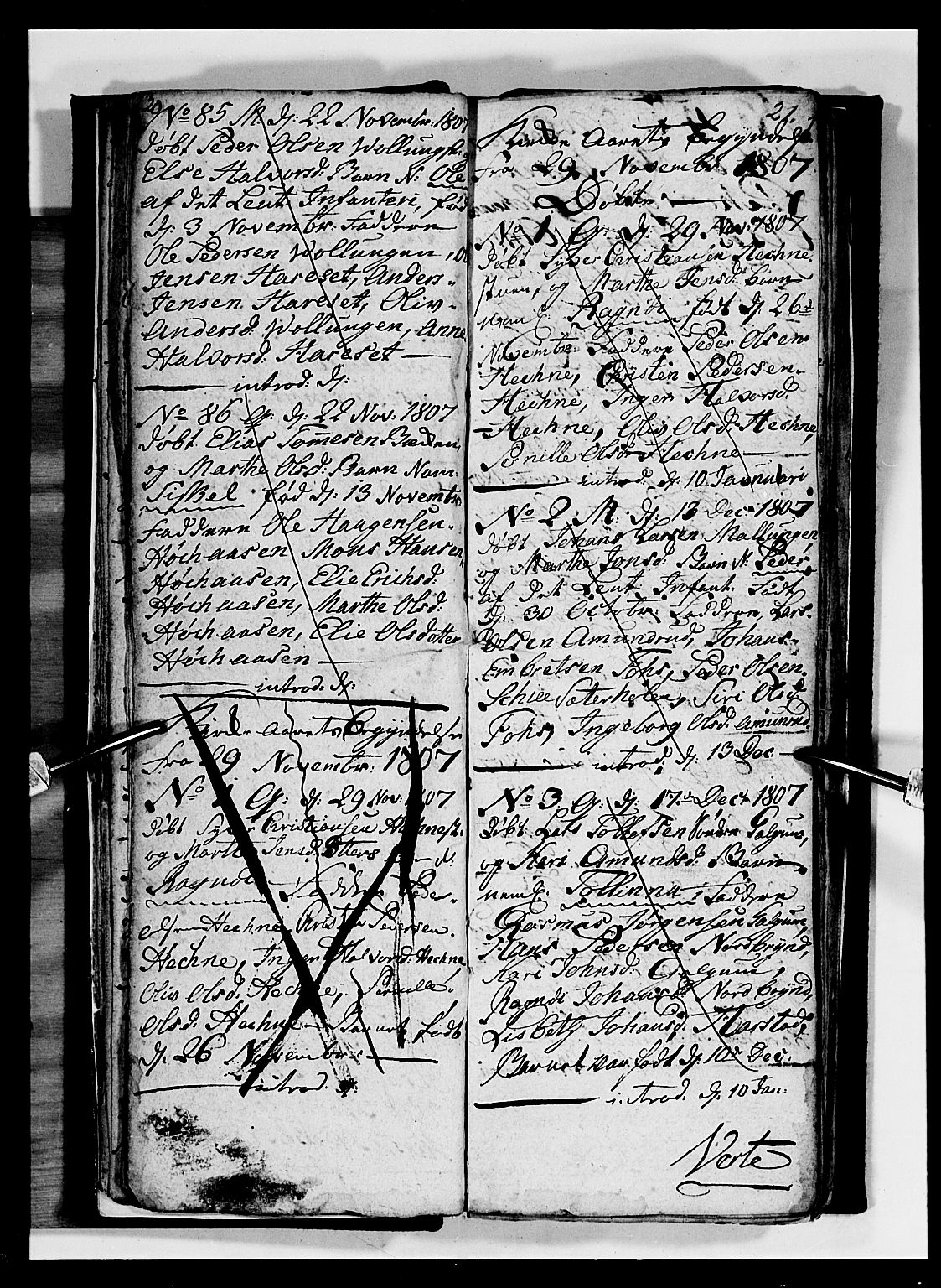 Romedal prestekontor, AV/SAH-PREST-004/L/L0004: Klokkerbok nr. 4, 1807-1814, s. 20-21