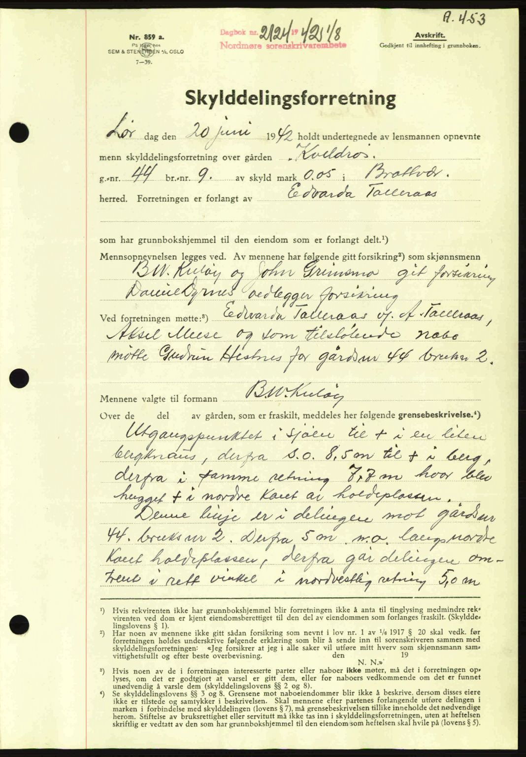 Nordmøre sorenskriveri, SAT/A-4132/1/2/2Ca: Pantebok nr. A93, 1942-1942, Dagboknr: 2124/1942
