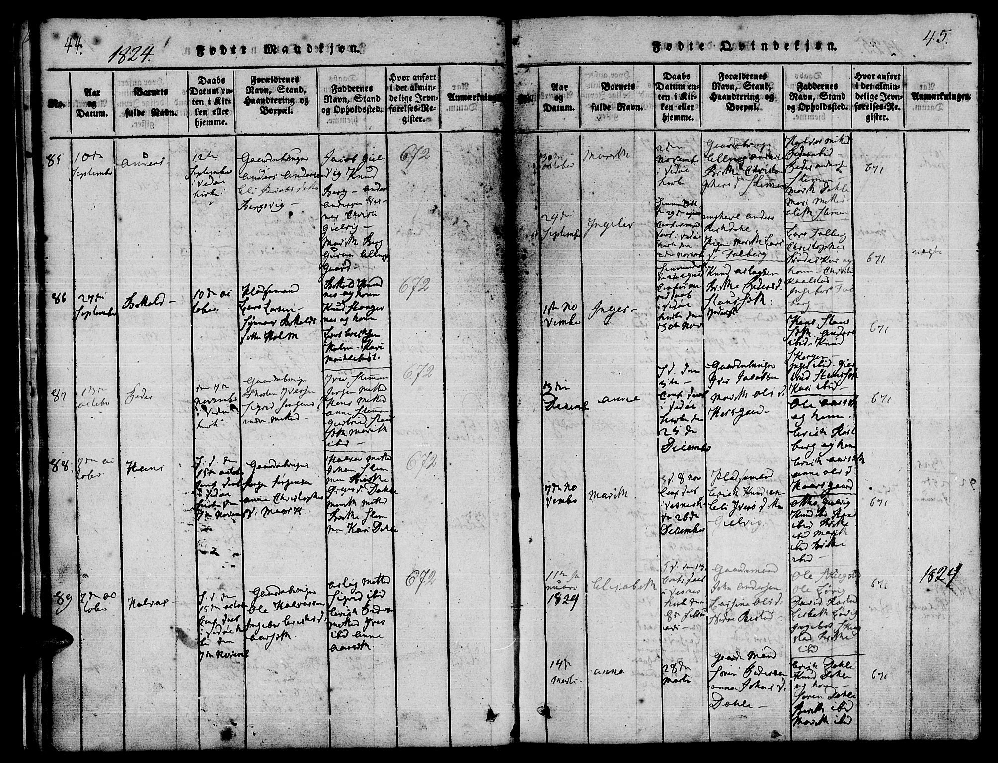 Ministerialprotokoller, klokkerbøker og fødselsregistre - Møre og Romsdal, AV/SAT-A-1454/547/L0602: Ministerialbok nr. 547A04, 1818-1845, s. 44-45