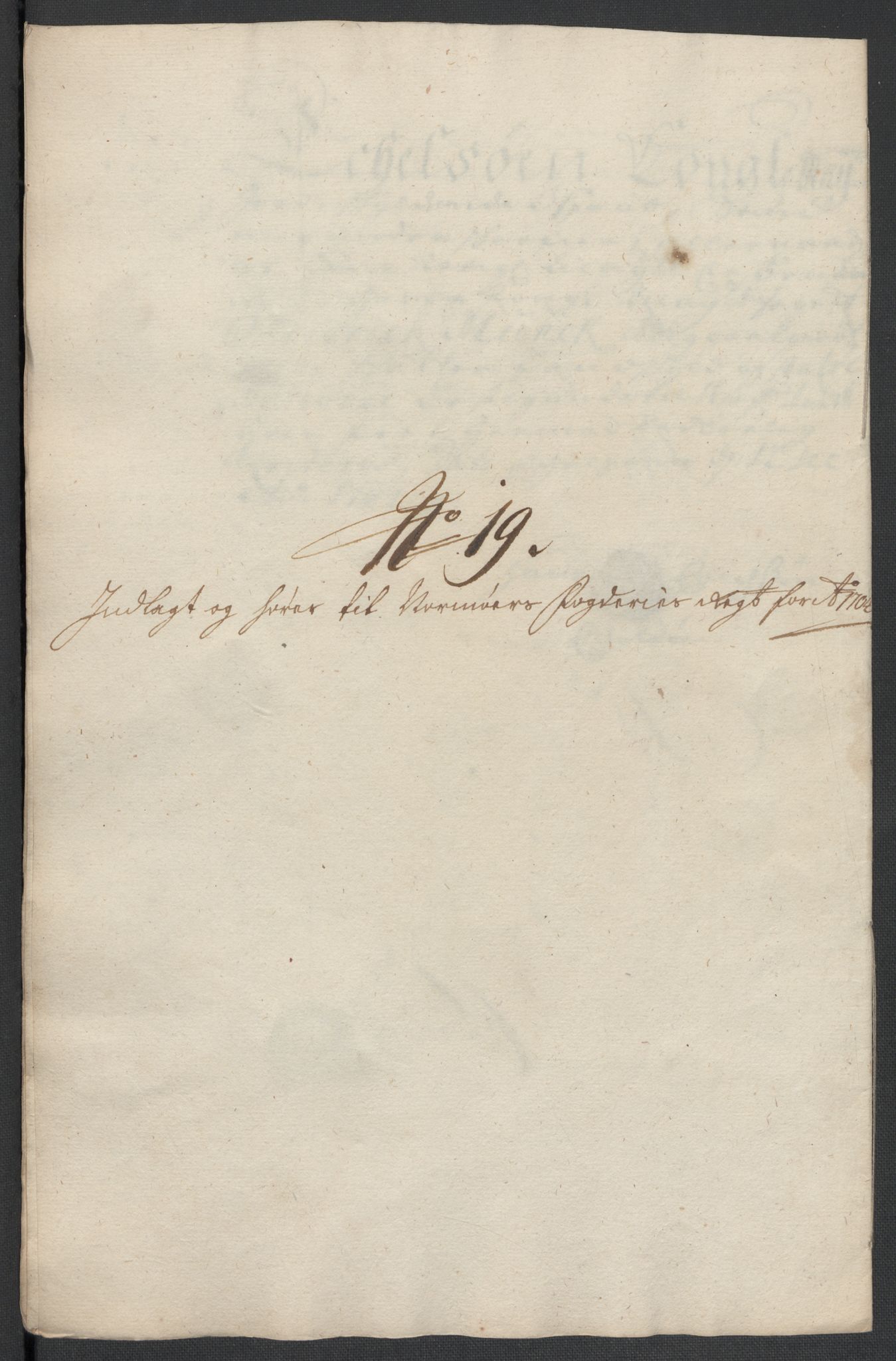 Rentekammeret inntil 1814, Reviderte regnskaper, Fogderegnskap, RA/EA-4092/R56/L3740: Fogderegnskap Nordmøre, 1703-1704, s. 331