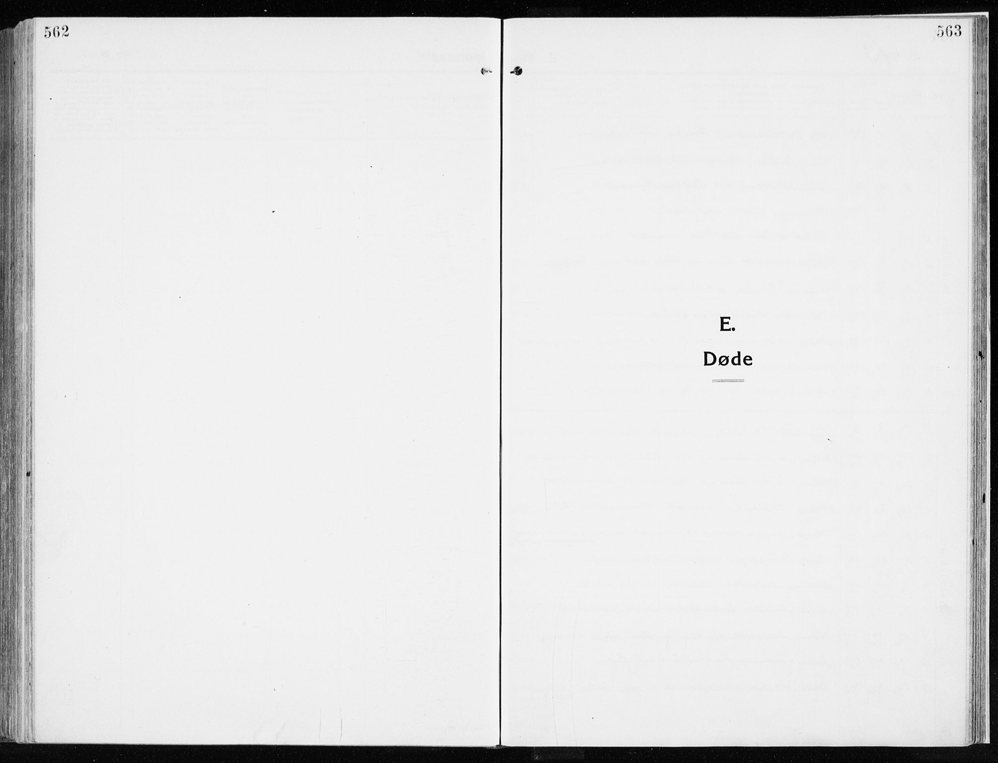 Ringsaker prestekontor, AV/SAH-PREST-014/K/Ka/L0020: Ministerialbok nr. 20, 1913-1922, s. 562-563