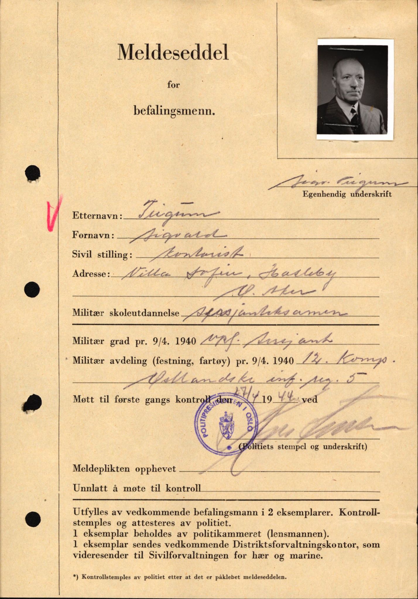Forsvaret, Forsvarets krigshistoriske avdeling, AV/RA-RAFA-2017/Y/Yf/L0209: II-C-11-2121  -  Okkupasjonstiden.  Meldesedler for befal med foto og oppl. om militær grad 9. apr. 1940., 1944-1945, s. 1057