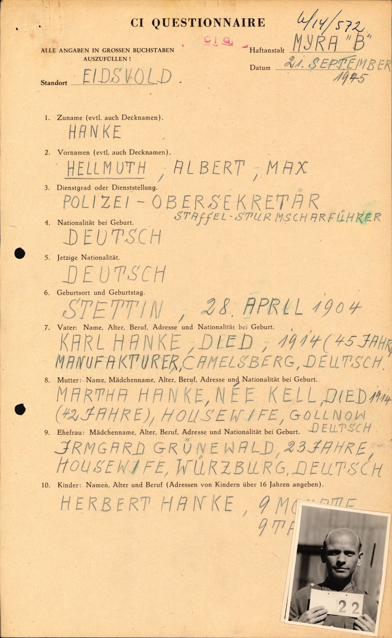 Forsvaret, Forsvarets overkommando II, AV/RA-RAFA-3915/D/Db/L0011: CI Questionaires. Tyske okkupasjonsstyrker i Norge. Tyskere., 1945-1946, s. 495