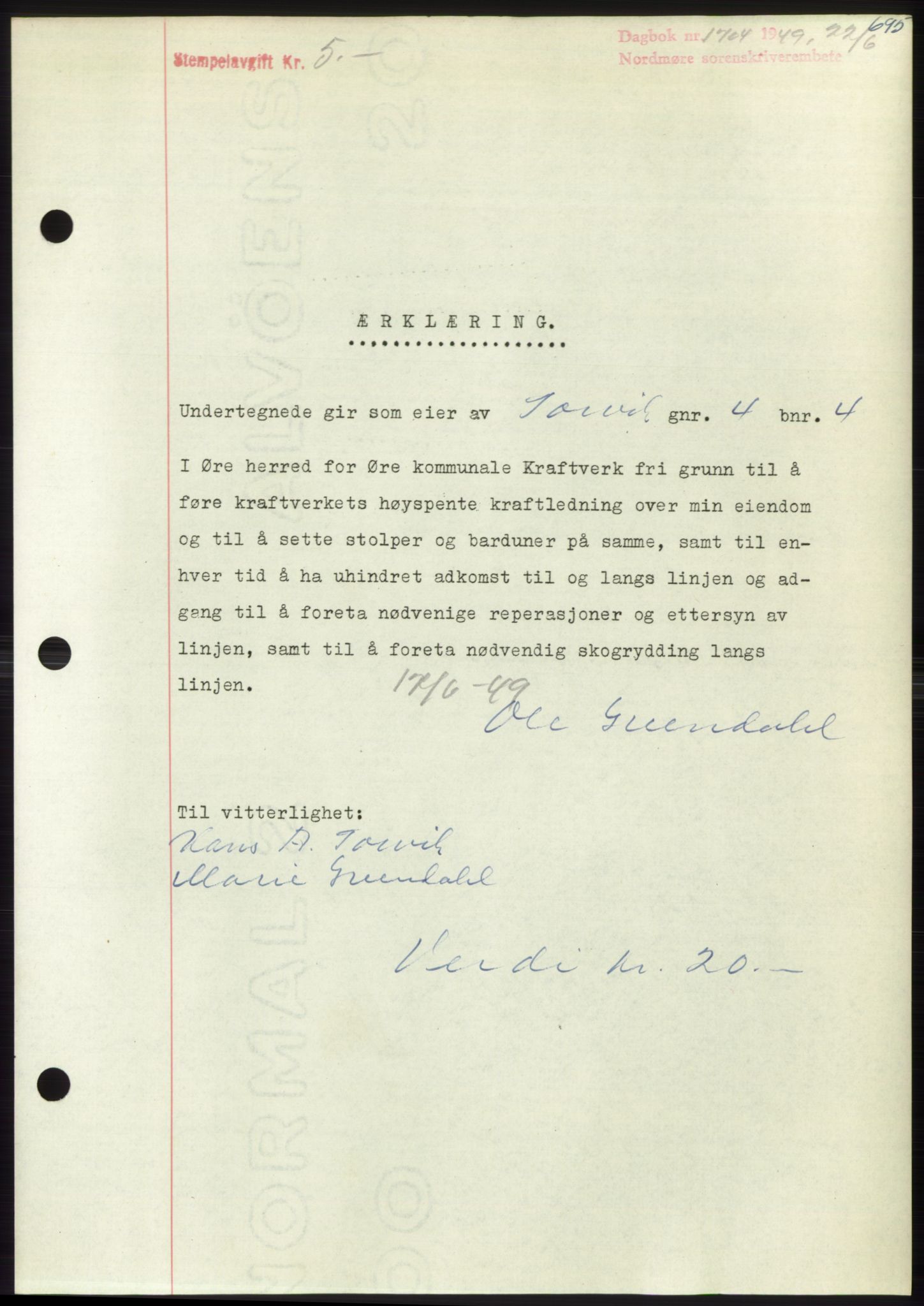 Nordmøre sorenskriveri, SAT/A-4132/1/2/2Ca: Pantebok nr. B101, 1949-1949, Dagboknr: 1704/1949