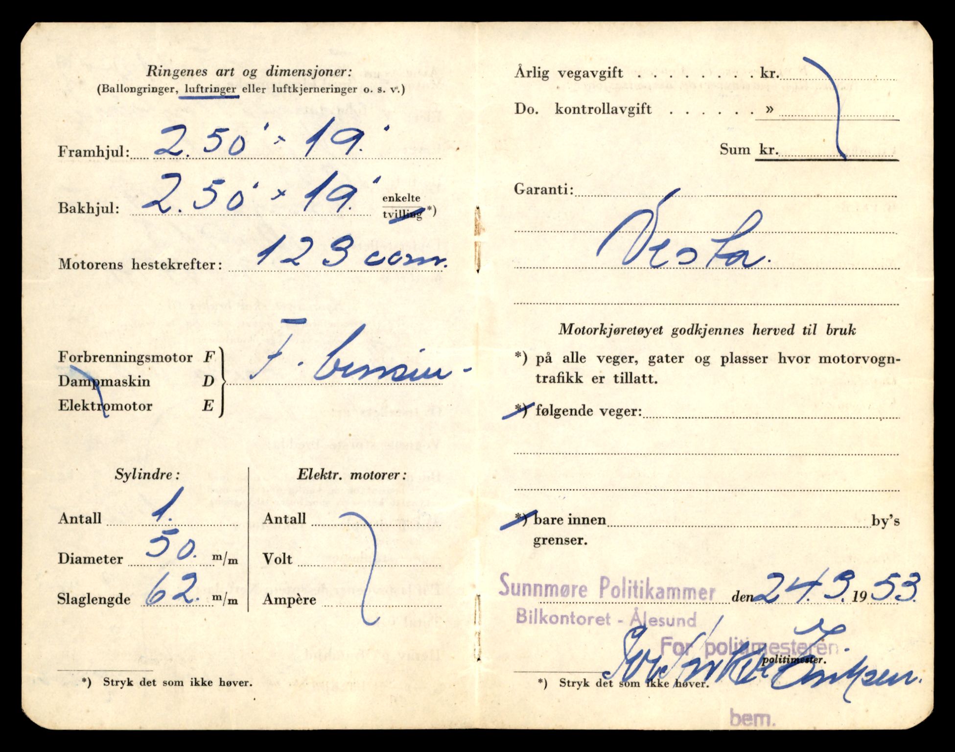 Møre og Romsdal vegkontor - Ålesund trafikkstasjon, AV/SAT-A-4099/F/Fe/L0025: Registreringskort for kjøretøy T 10931 - T 11045, 1927-1998, s. 3057