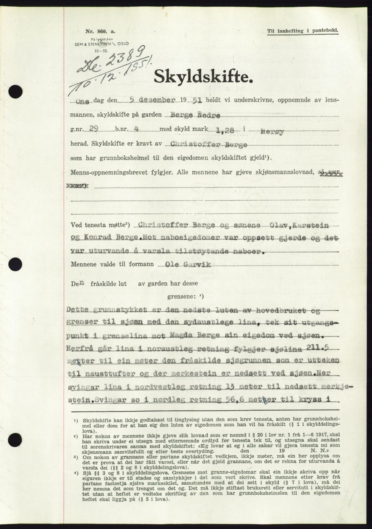 Søre Sunnmøre sorenskriveri, AV/SAT-A-4122/1/2/2C/L0090: Pantebok nr. 16A, 1951-1951, Dagboknr: 2389/1951