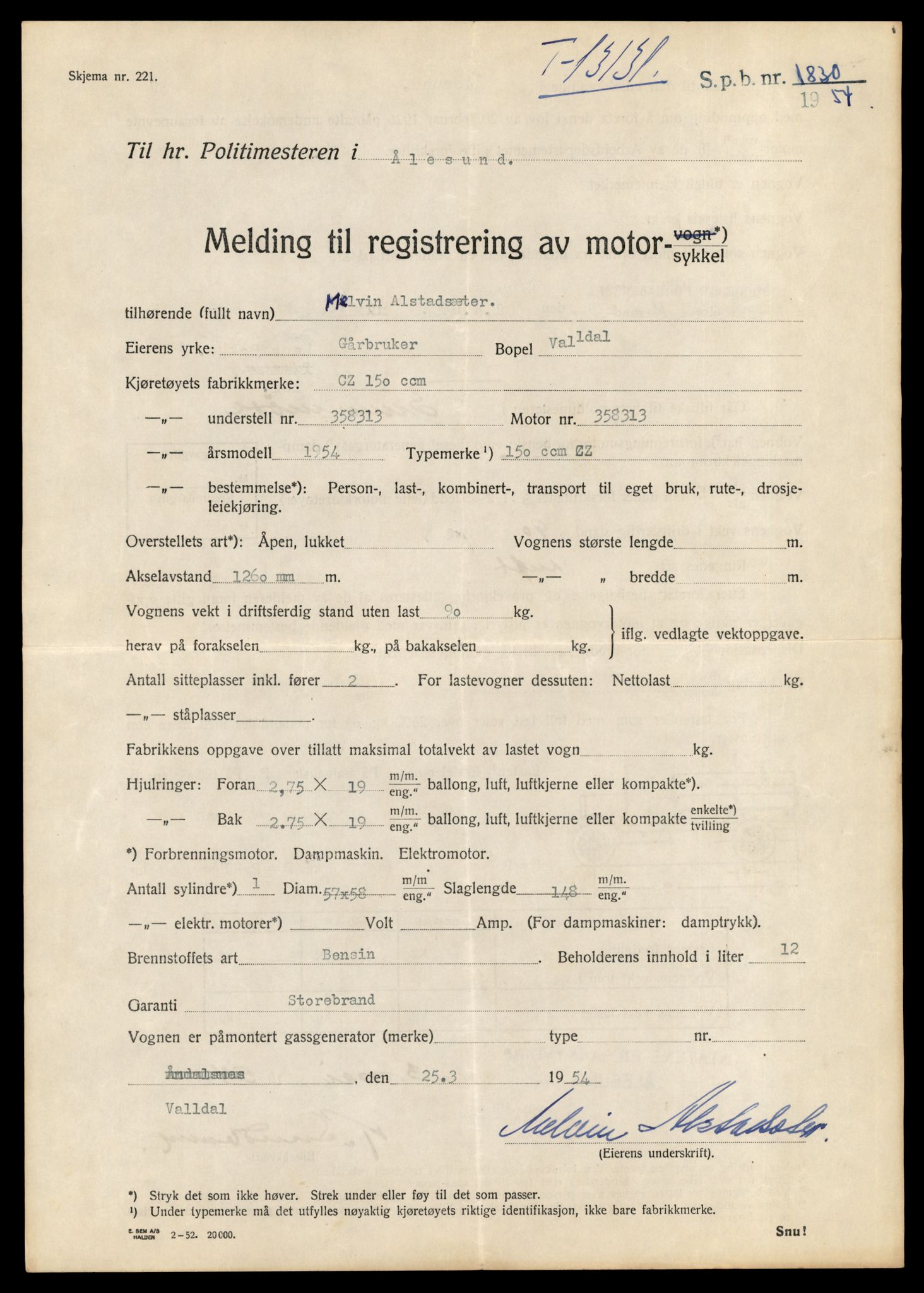Møre og Romsdal vegkontor - Ålesund trafikkstasjon, AV/SAT-A-4099/F/Fe/L0037: Registreringskort for kjøretøy T 13031 - T 13179, 1927-1998, s. 2017