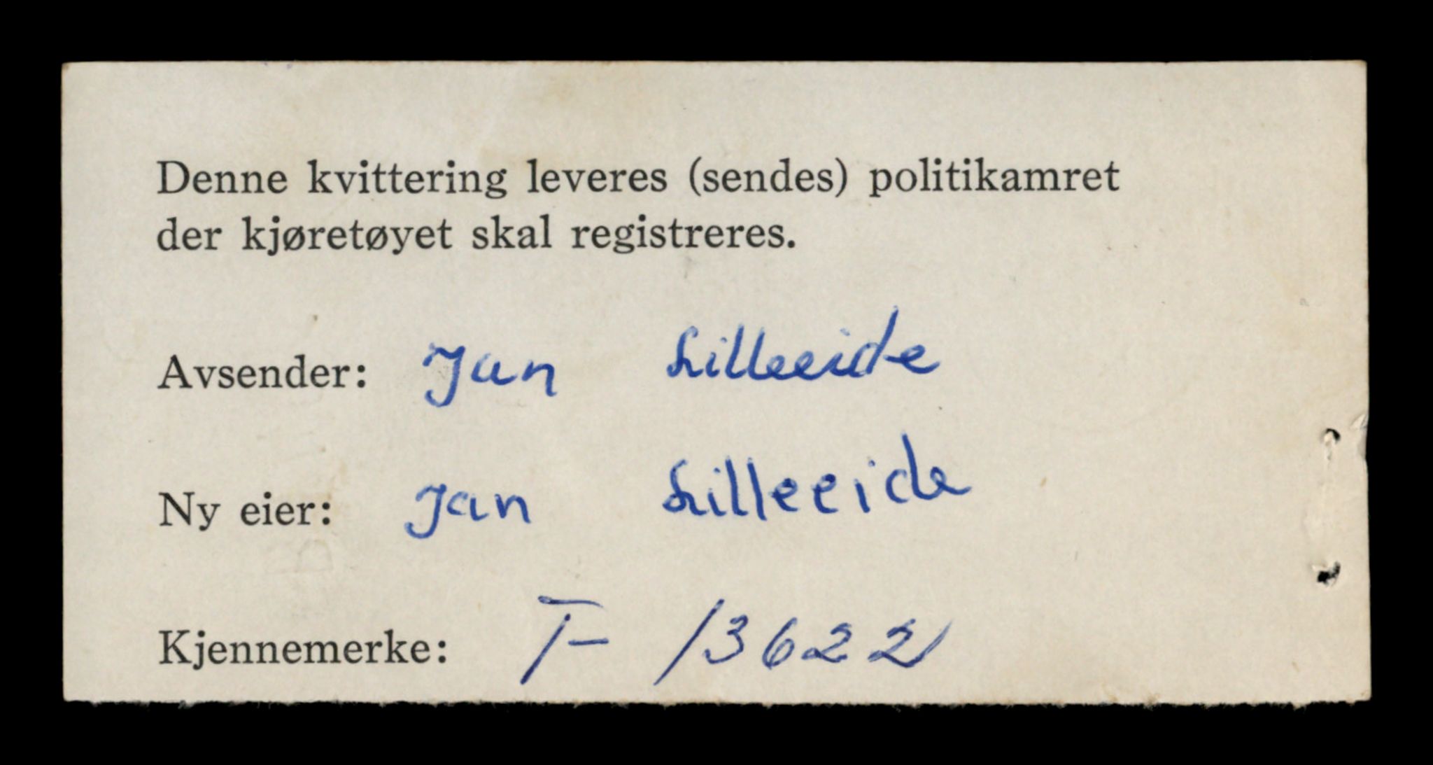 Møre og Romsdal vegkontor - Ålesund trafikkstasjon, AV/SAT-A-4099/F/Fe/L0040: Registreringskort for kjøretøy T 13531 - T 13709, 1927-1998, s. 1612