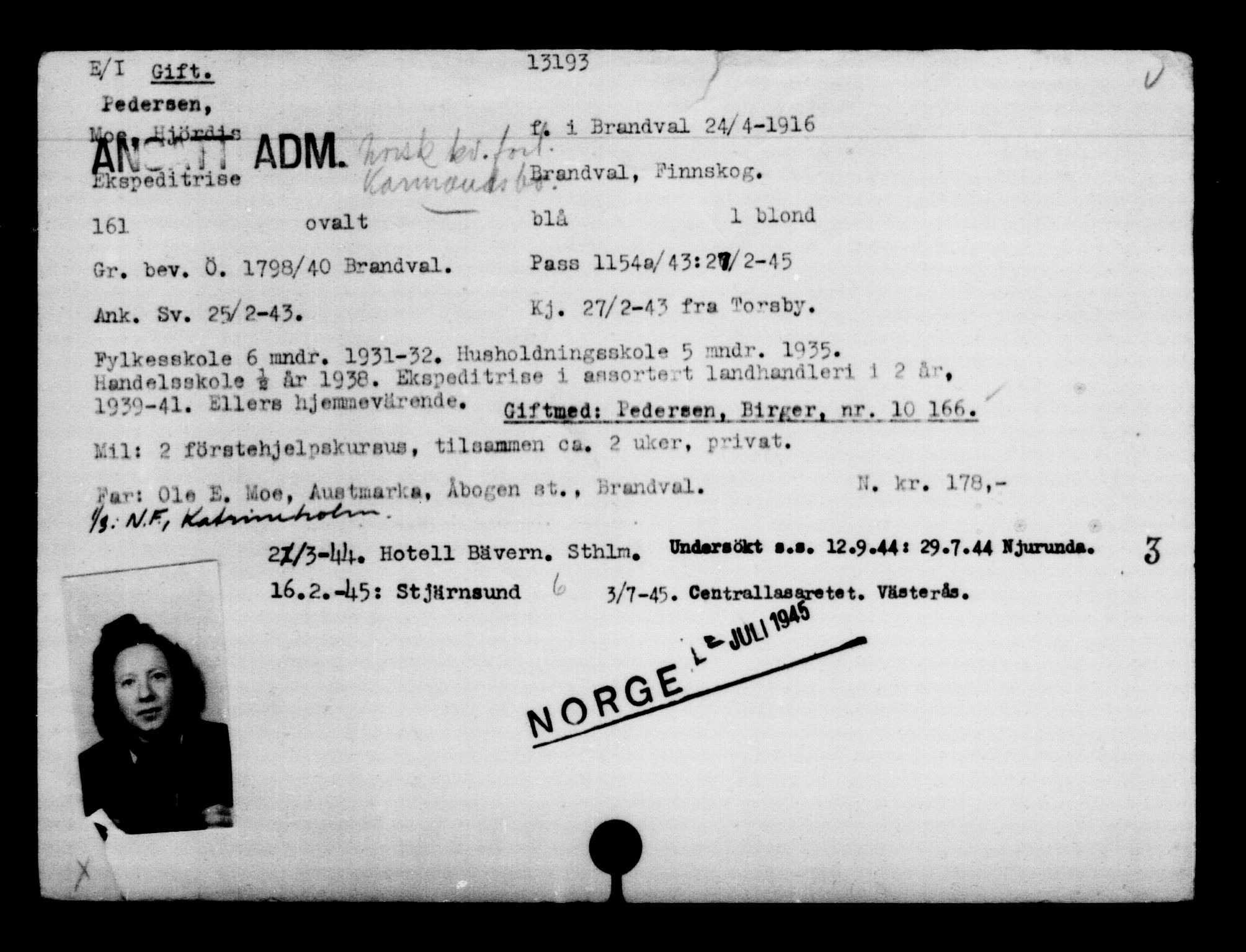 Den Kgl. Norske Legasjons Flyktningskontor, AV/RA-S-6753/V/Va/L0007: Kjesäterkartoteket.  Flyktningenr. 12700-15723, 1940-1945, s. 564