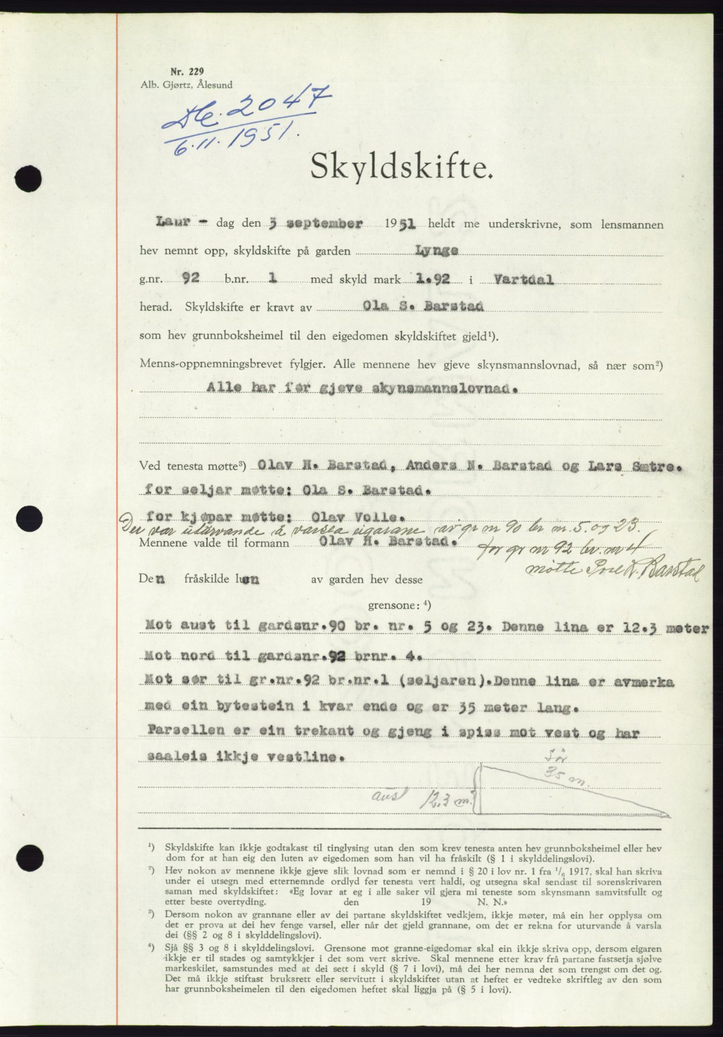 Søre Sunnmøre sorenskriveri, AV/SAT-A-4122/1/2/2C/L0090: Pantebok nr. 16A, 1951-1951, Dagboknr: 2047/1951