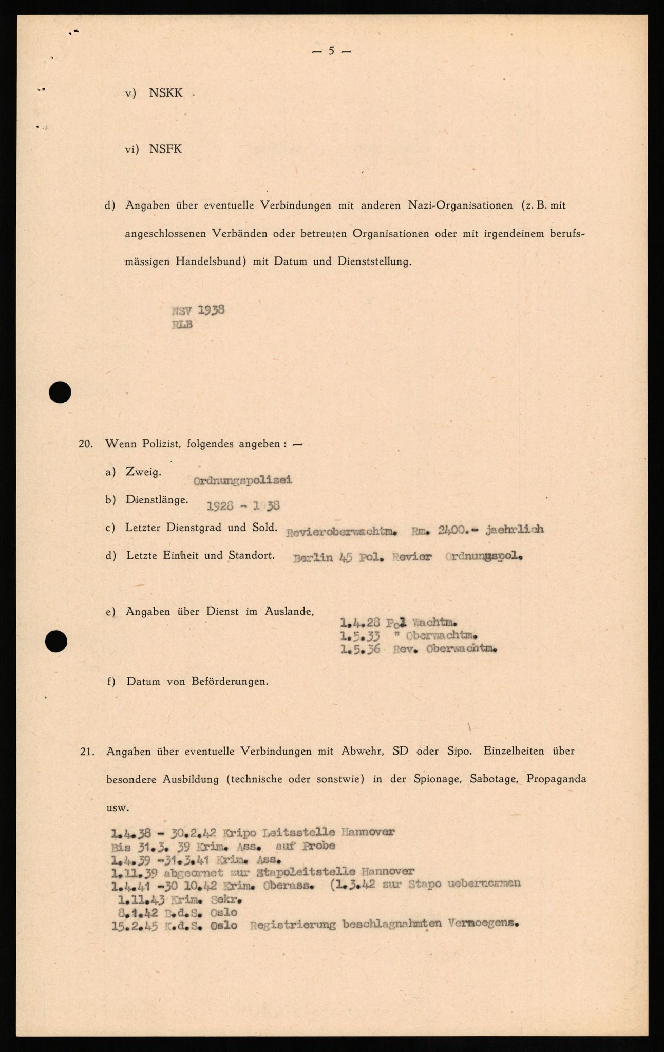 Forsvaret, Forsvarets overkommando II, AV/RA-RAFA-3915/D/Db/L0018: CI Questionaires. Tyske okkupasjonsstyrker i Norge. Tyskere., 1945-1946, s. 452