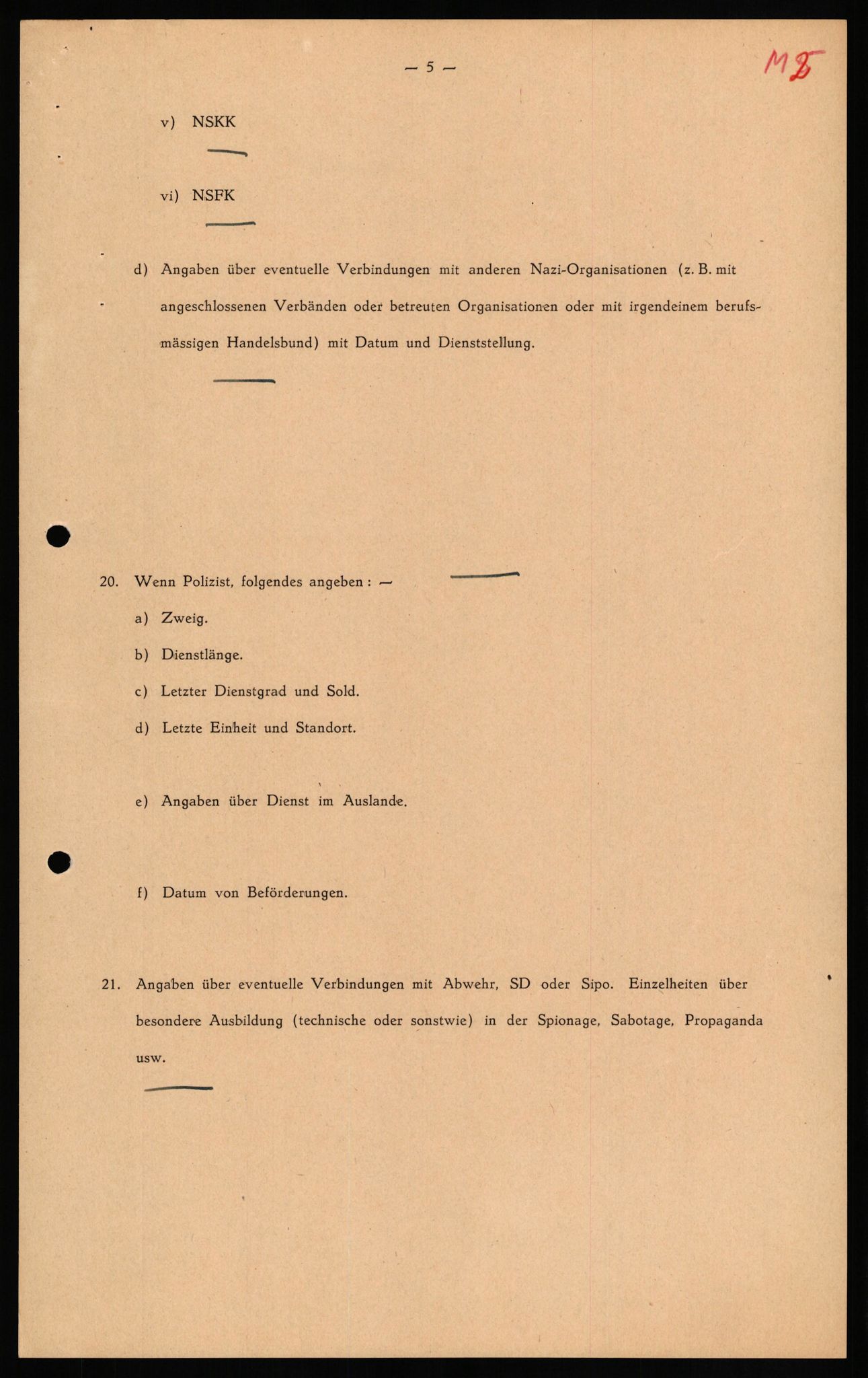 Forsvaret, Forsvarets overkommando II, AV/RA-RAFA-3915/D/Db/L0021: CI Questionaires. Tyske okkupasjonsstyrker i Norge. Tyskere., 1945-1946, s. 443