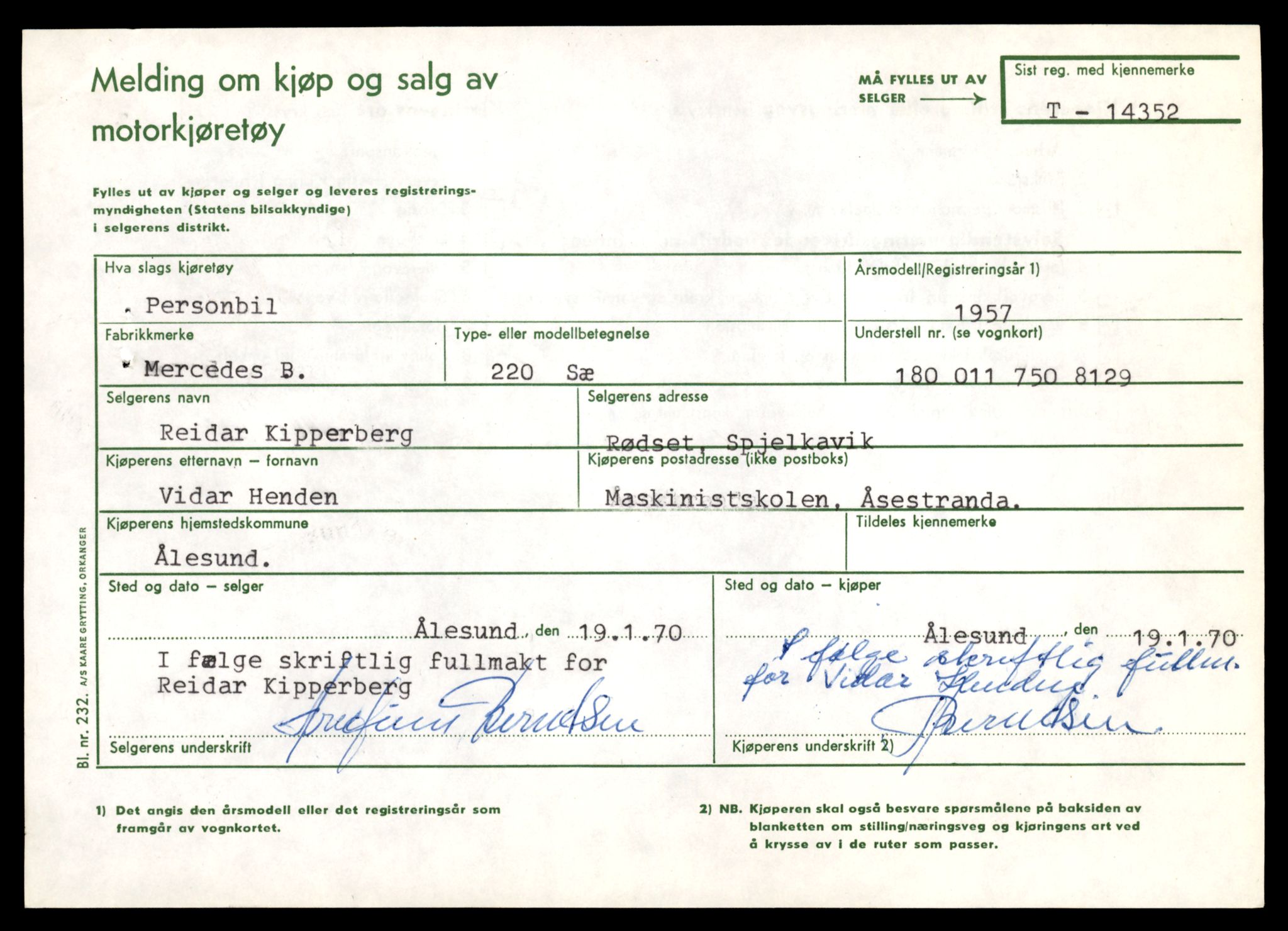 Møre og Romsdal vegkontor - Ålesund trafikkstasjon, AV/SAT-A-4099/F/Fe/L0045: Registreringskort for kjøretøy T 14320 - T 14444, 1927-1998, s. 845