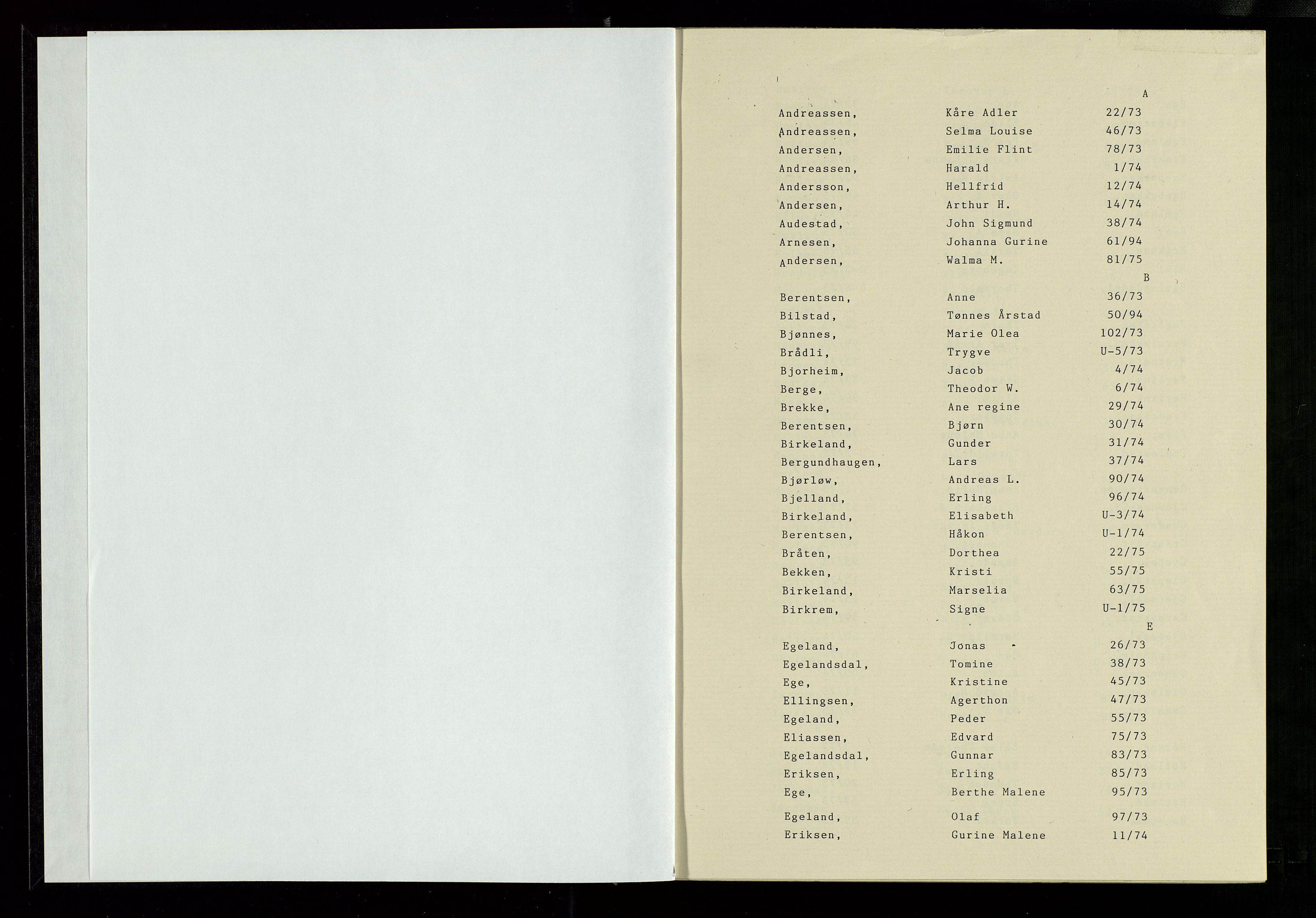 Eigersund lensmannskontor, AV/SAST-A-100171/Gga/L0023: "Lensmannens dødsfallsprotokoll" m/alfabetisk navneregister, 1973-1975