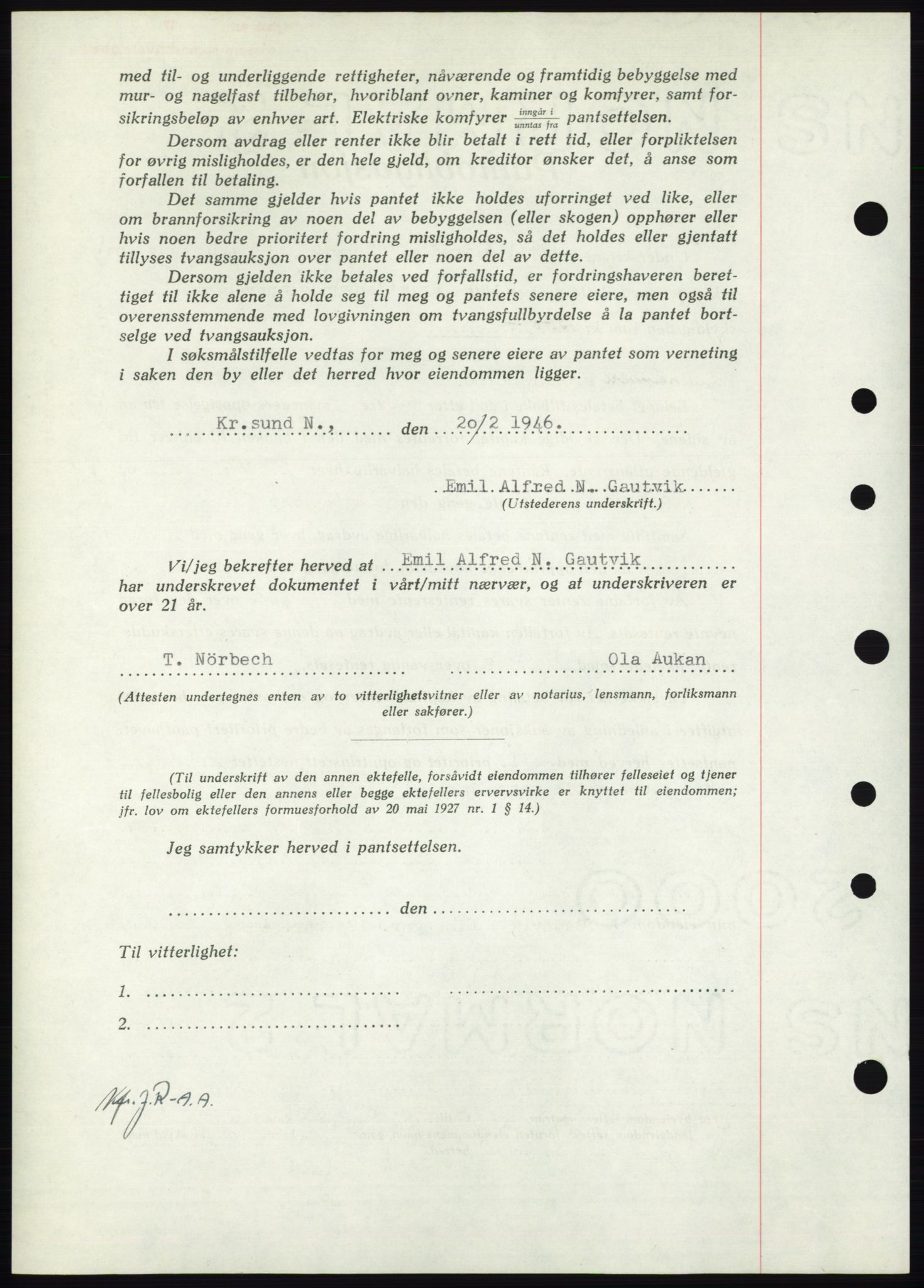 Nordmøre sorenskriveri, AV/SAT-A-4132/1/2/2Ca: Pantebok nr. B93b, 1946-1946, Dagboknr: 270/1946