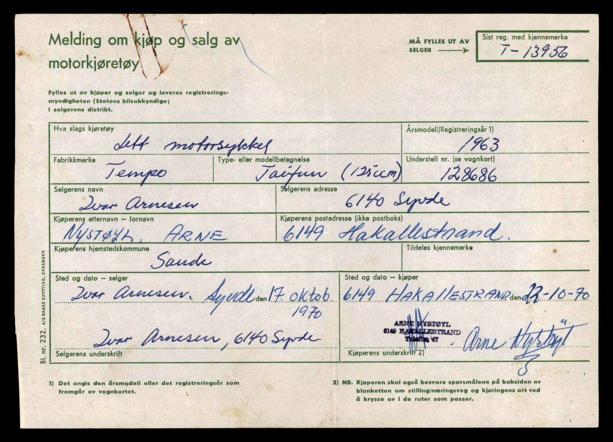 Møre og Romsdal vegkontor - Ålesund trafikkstasjon, AV/SAT-A-4099/F/Fe/L0042: Registreringskort for kjøretøy T 13906 - T 14079, 1927-1998, s. 857