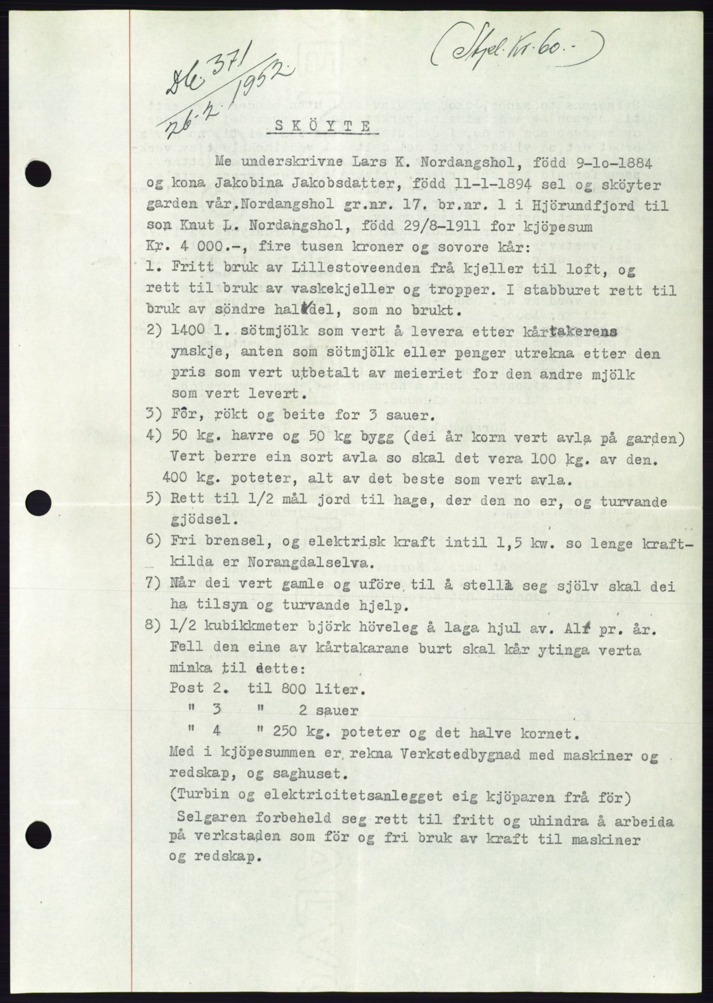 Søre Sunnmøre sorenskriveri, SAT/A-4122/1/2/2C/L0091: Pantebok nr. 17A, 1951-1952, Dagboknr: 371/1952