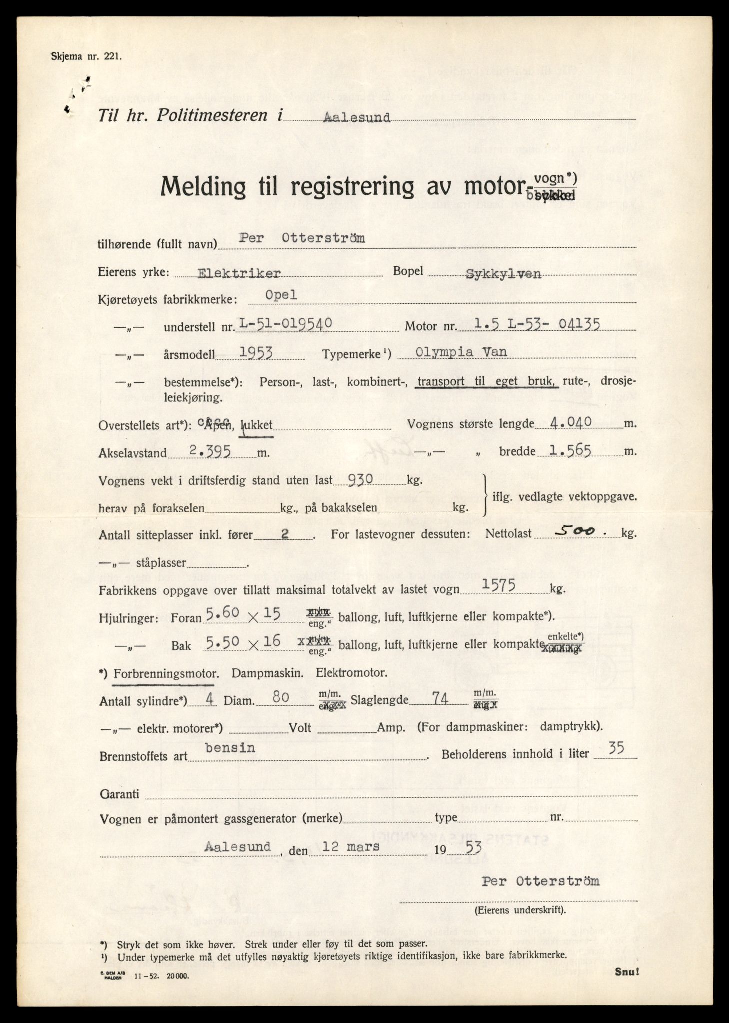 Møre og Romsdal vegkontor - Ålesund trafikkstasjon, AV/SAT-A-4099/F/Fe/L0034: Registreringskort for kjøretøy T 12500 - T 12652, 1927-1998, s. 260
