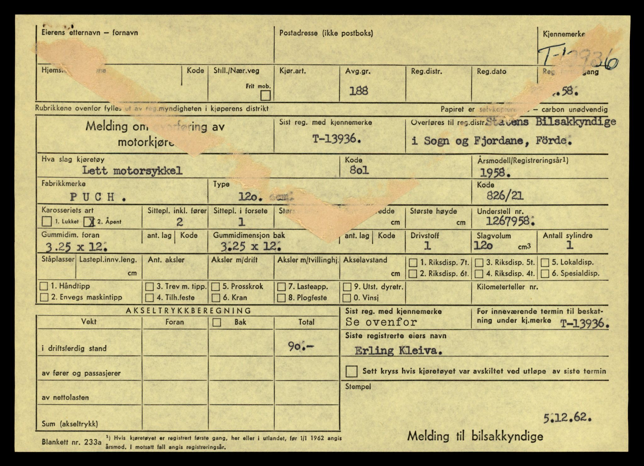 Møre og Romsdal vegkontor - Ålesund trafikkstasjon, AV/SAT-A-4099/F/Fe/L0042: Registreringskort for kjøretøy T 13906 - T 14079, 1927-1998, s. 516