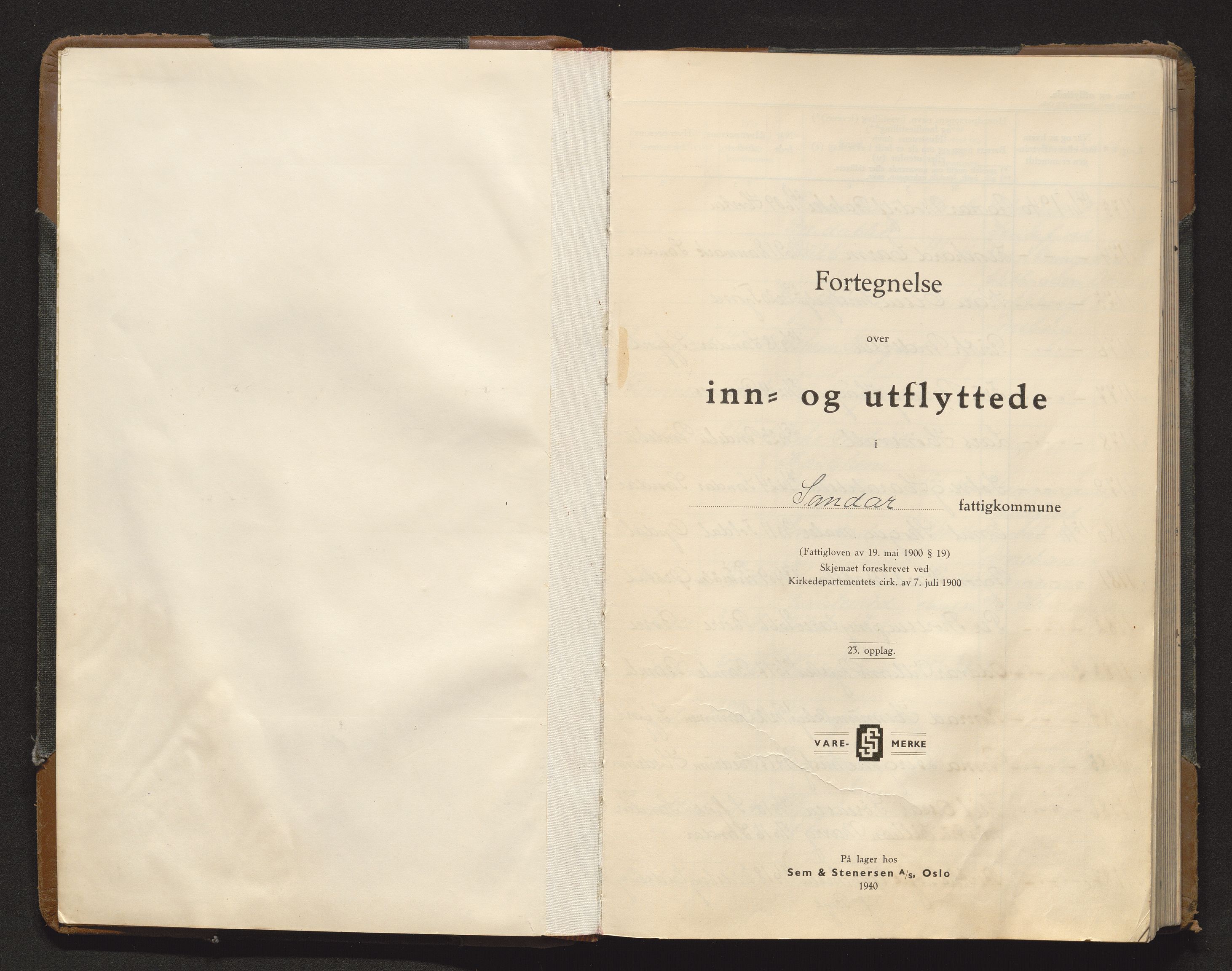 Sandar lensmannskontor, AV/SAKO-A-545/O/Oa/L0013: Protokoll over inn- og utflyttede, 1940-1942