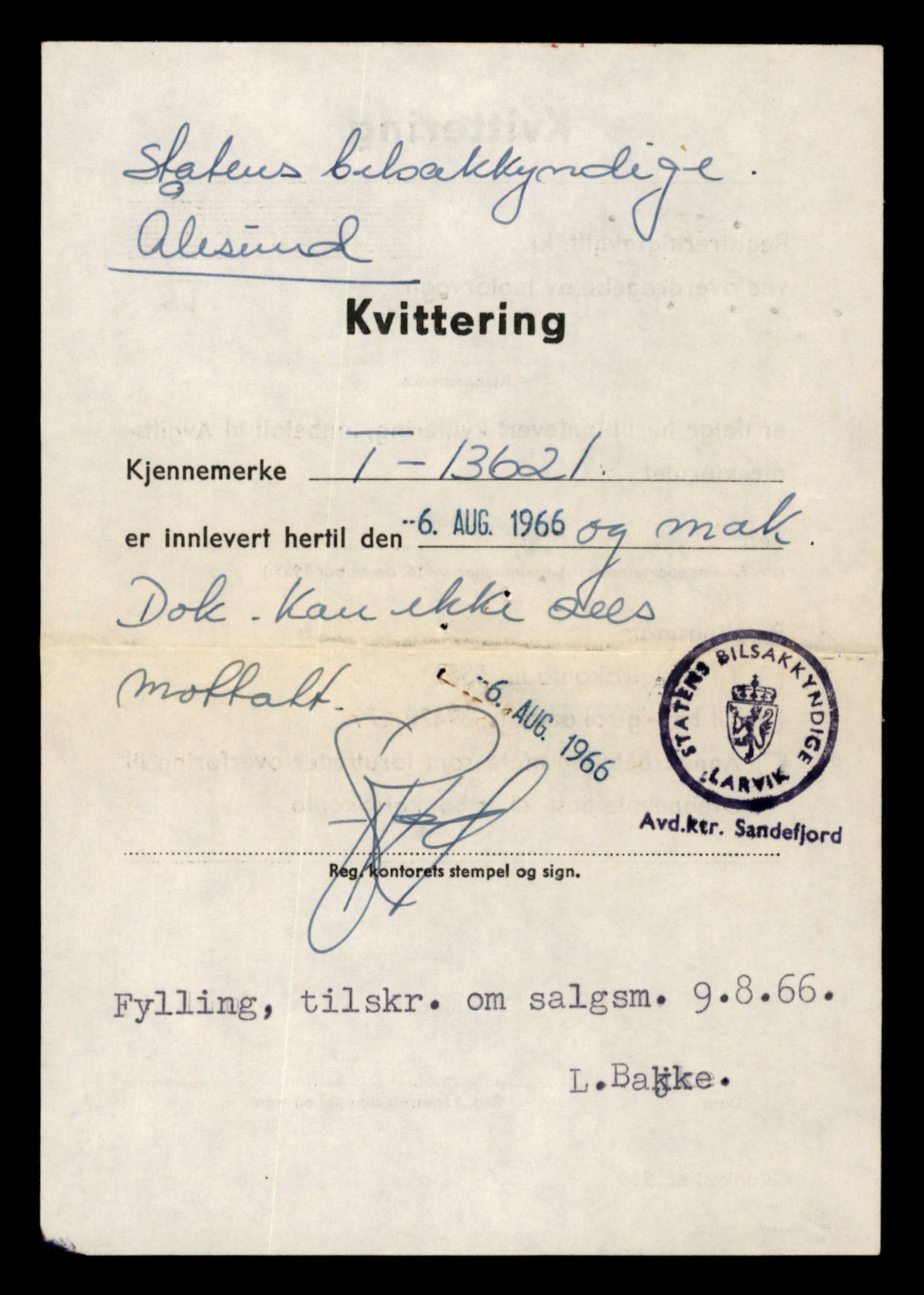 Møre og Romsdal vegkontor - Ålesund trafikkstasjon, AV/SAT-A-4099/F/Fe/L0040: Registreringskort for kjøretøy T 13531 - T 13709, 1927-1998, s. 1591