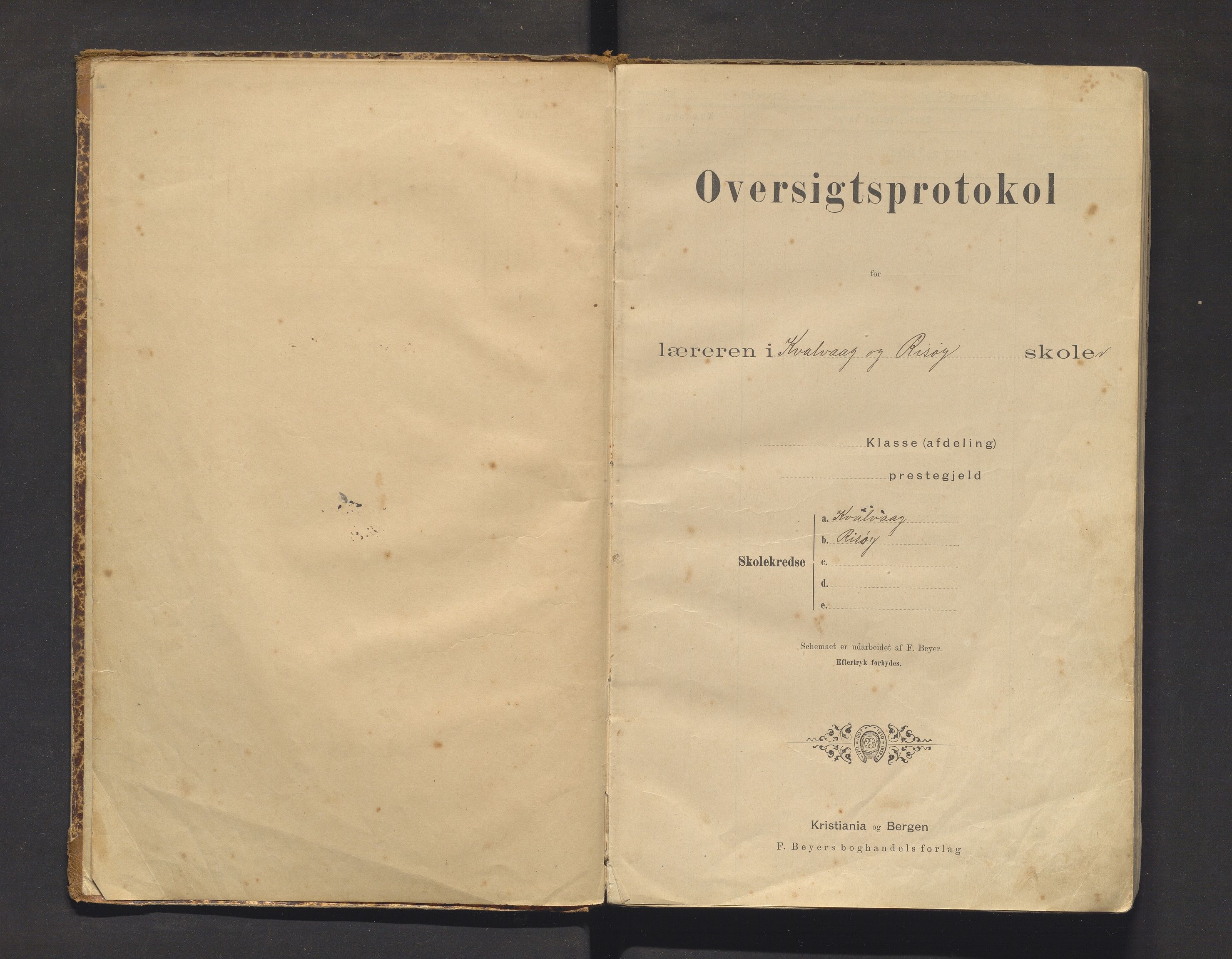 Lindås kommune. Barneskulane, IKAH/1263-231/F/Fa/L0026: Skuleprotokoll for Kvalvåg, Risøy og Lygra krinsar, 1892-1930