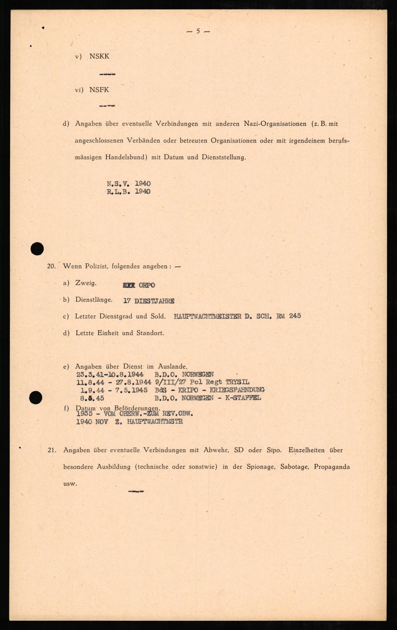 Forsvaret, Forsvarets overkommando II, AV/RA-RAFA-3915/D/Db/L0005: CI Questionaires. Tyske okkupasjonsstyrker i Norge. Tyskere., 1945-1946, s. 80