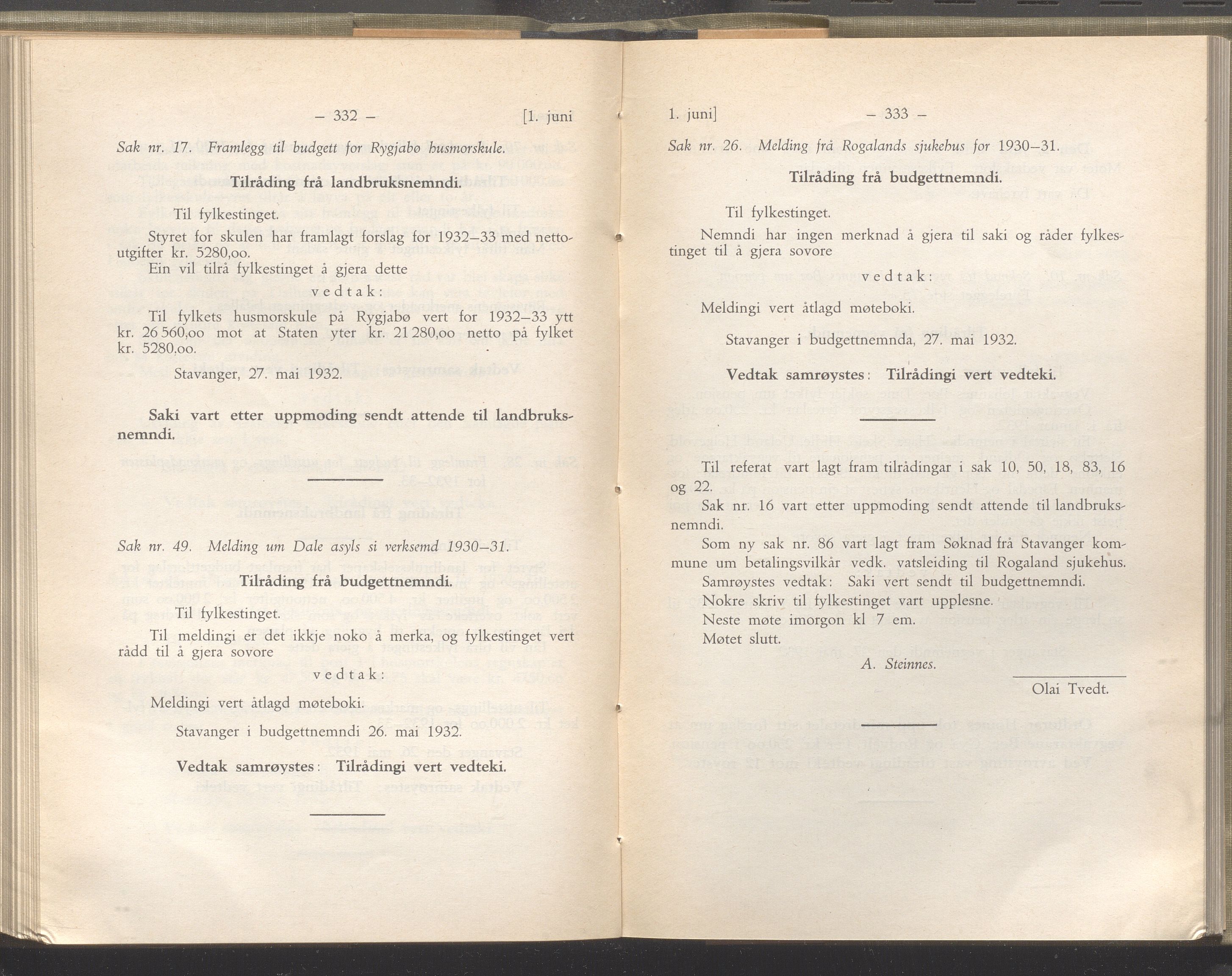 Rogaland fylkeskommune - Fylkesrådmannen , IKAR/A-900/A/Aa/Aaa/L0051: Møtebok , 1932, s. 332-333