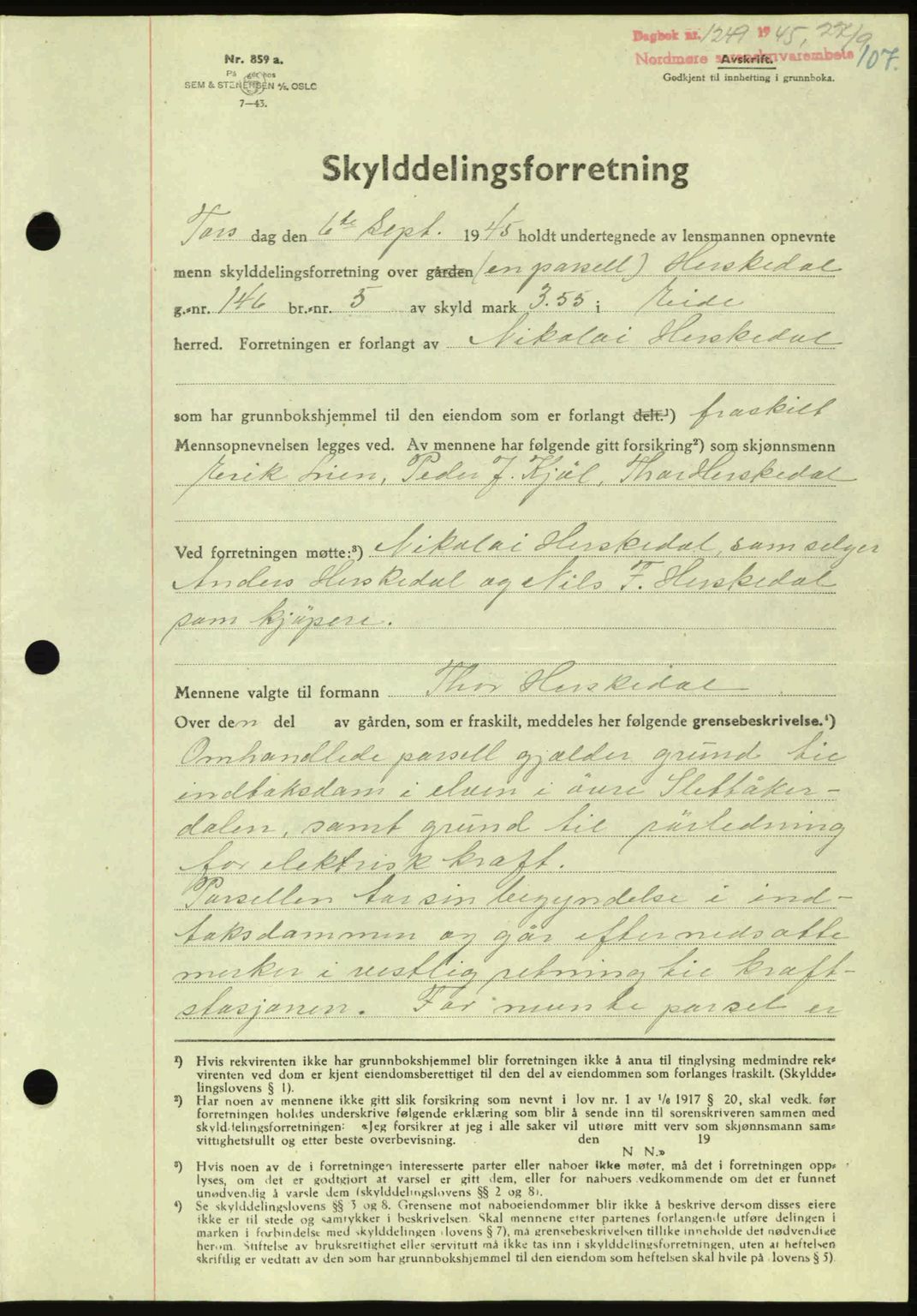 Nordmøre sorenskriveri, AV/SAT-A-4132/1/2/2Ca: Pantebok nr. A100a, 1945-1945, Dagboknr: 1249/1945