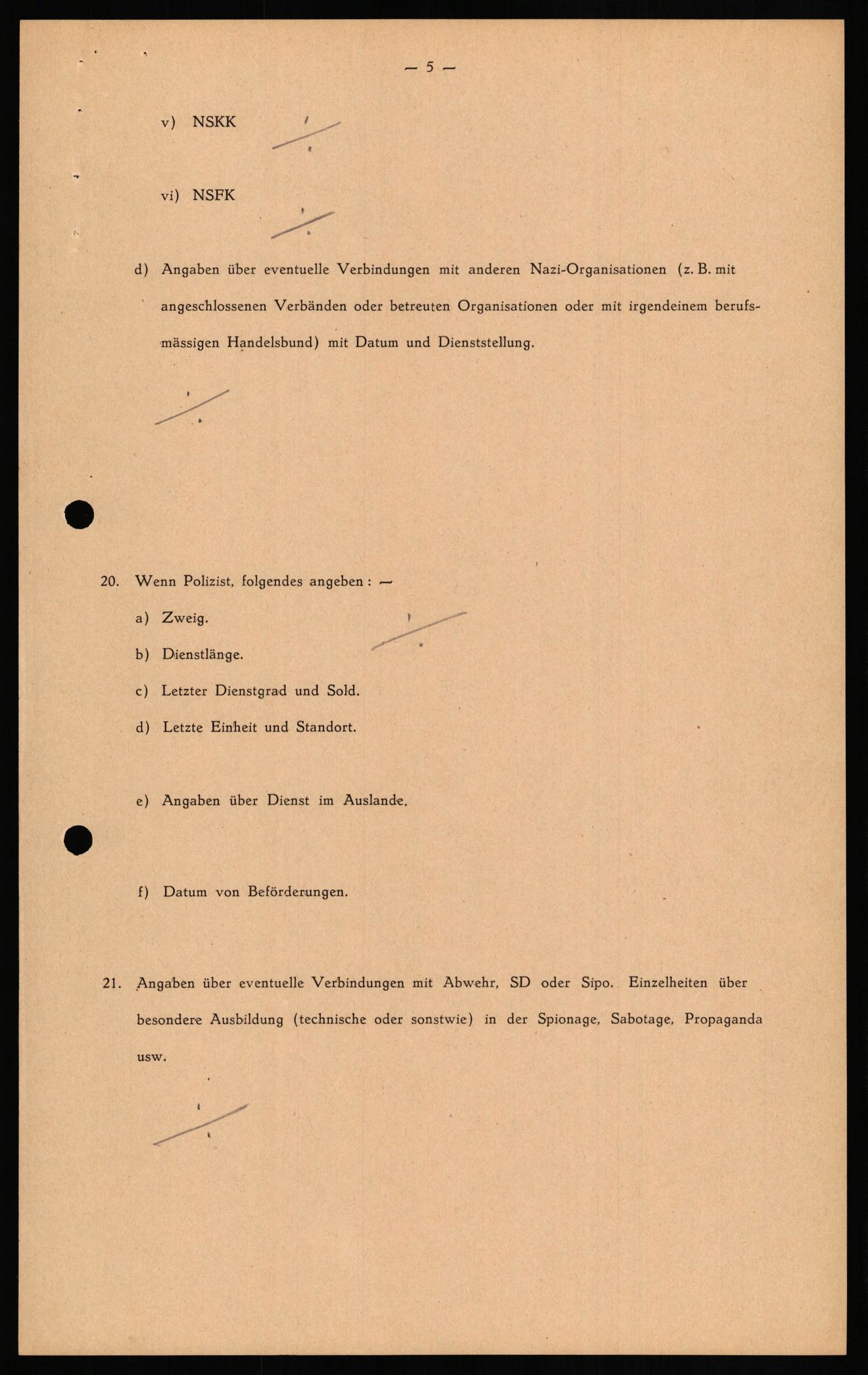 Forsvaret, Forsvarets overkommando II, AV/RA-RAFA-3915/D/Db/L0021: CI Questionaires. Tyske okkupasjonsstyrker i Norge. Tyskere., 1945-1946, s. 271