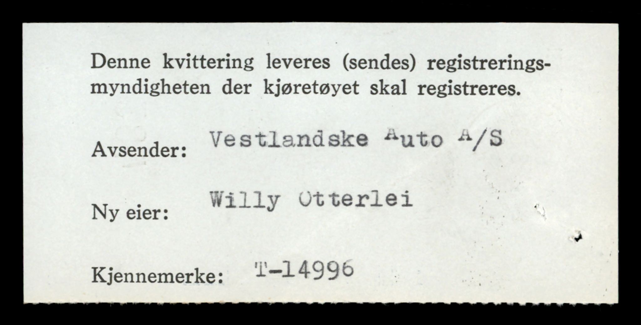 Møre og Romsdal vegkontor - Ålesund trafikkstasjon, AV/SAT-A-4099/F/Fe/L0049: Registreringskort for kjøretøy T 14864 - T 18613, 1927-1998, s. 3208