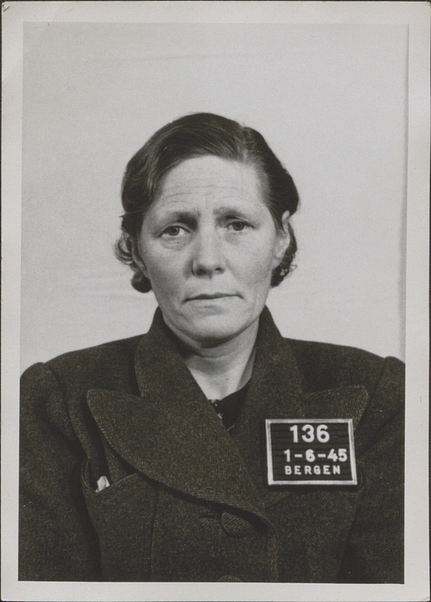 Bergen politikammer / politidistrikt, SAB/A-60401/Y/Yc/Ycd/L0004: Personfoto - landsvikere etc, 1945-1947, s. 122