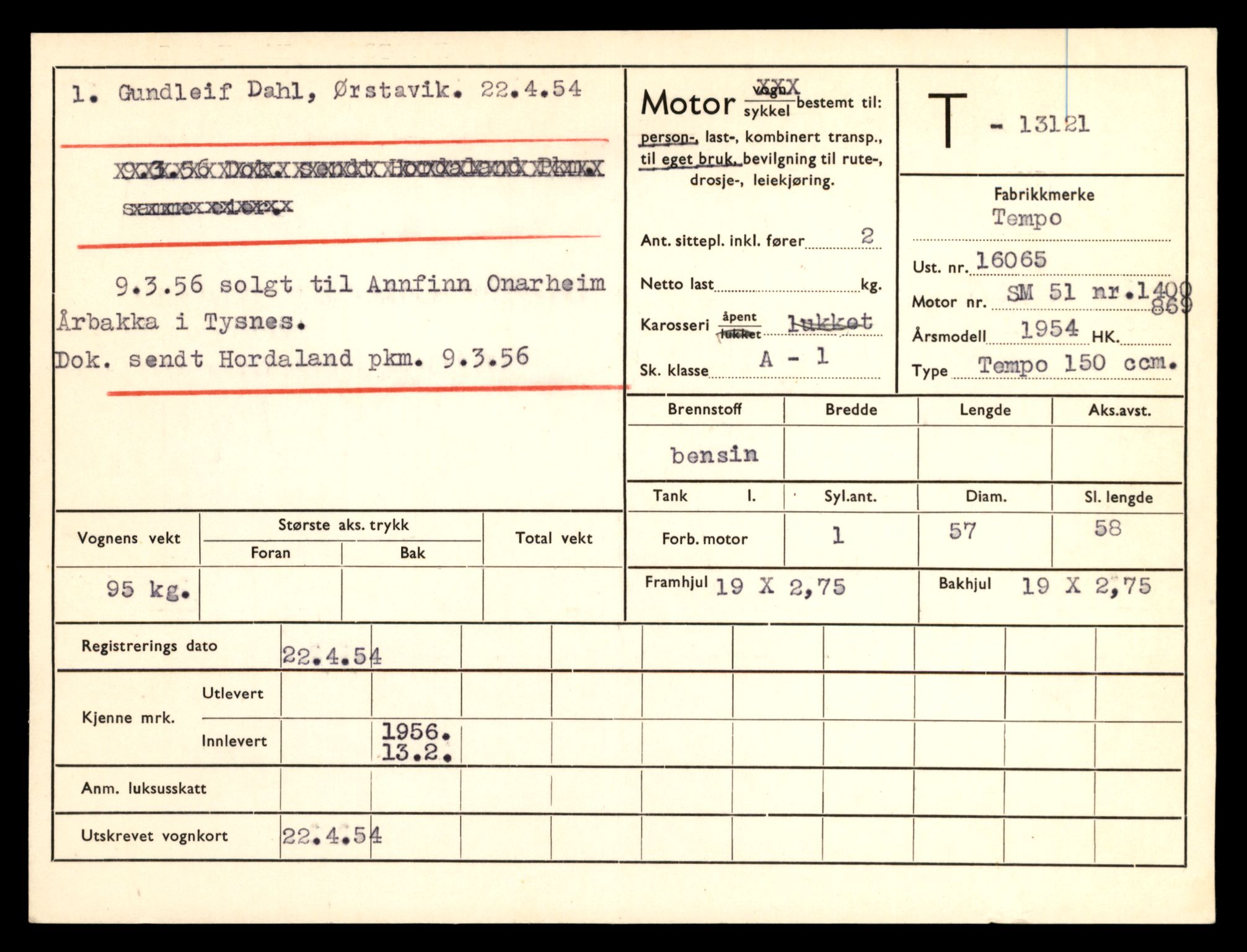 Møre og Romsdal vegkontor - Ålesund trafikkstasjon, AV/SAT-A-4099/F/Fe/L0037: Registreringskort for kjøretøy T 13031 - T 13179, 1927-1998, s. 1854