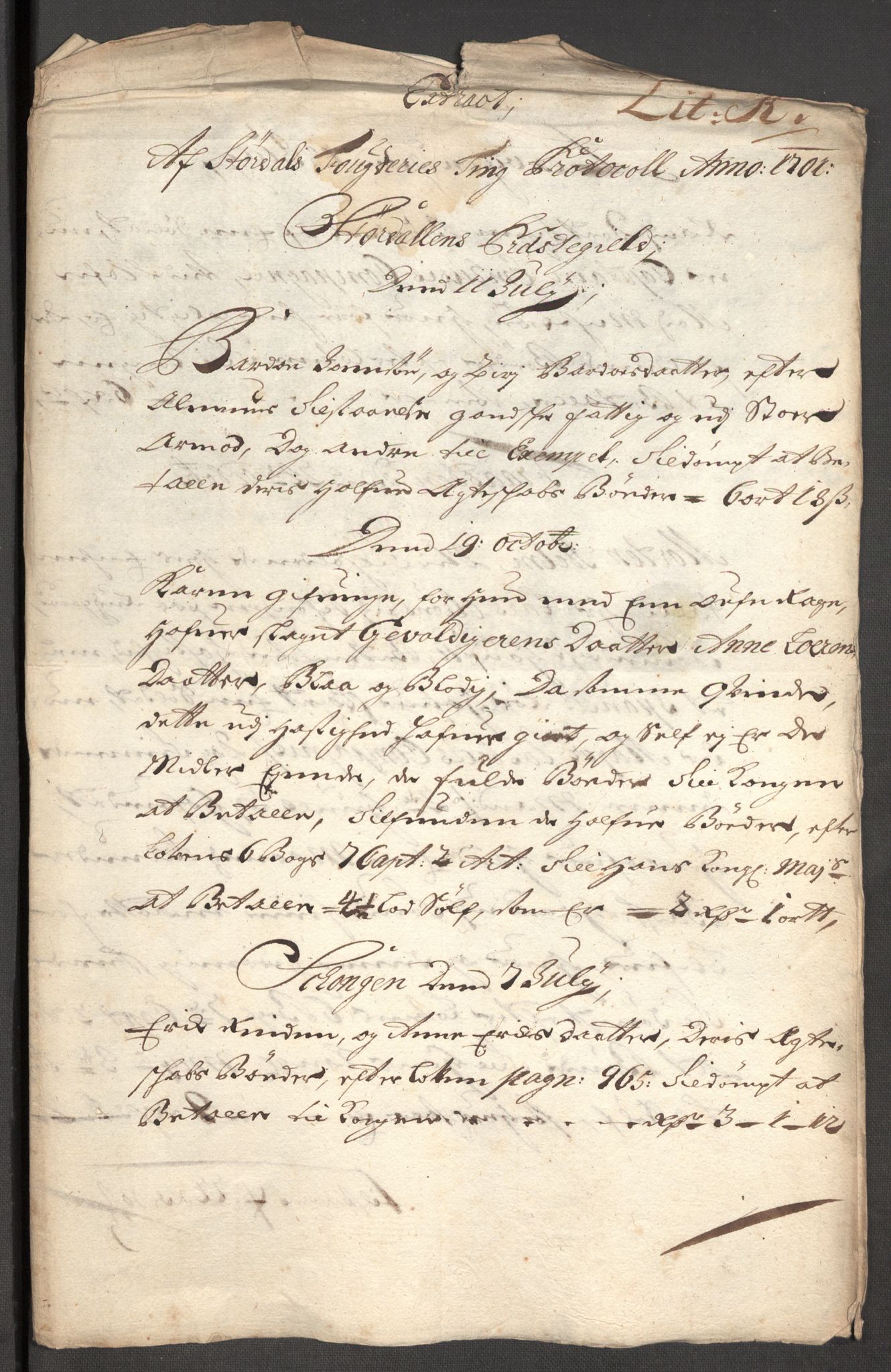 Rentekammeret inntil 1814, Reviderte regnskaper, Fogderegnskap, RA/EA-4092/R62/L4193: Fogderegnskap Stjørdal og Verdal, 1701-1702, s. 111