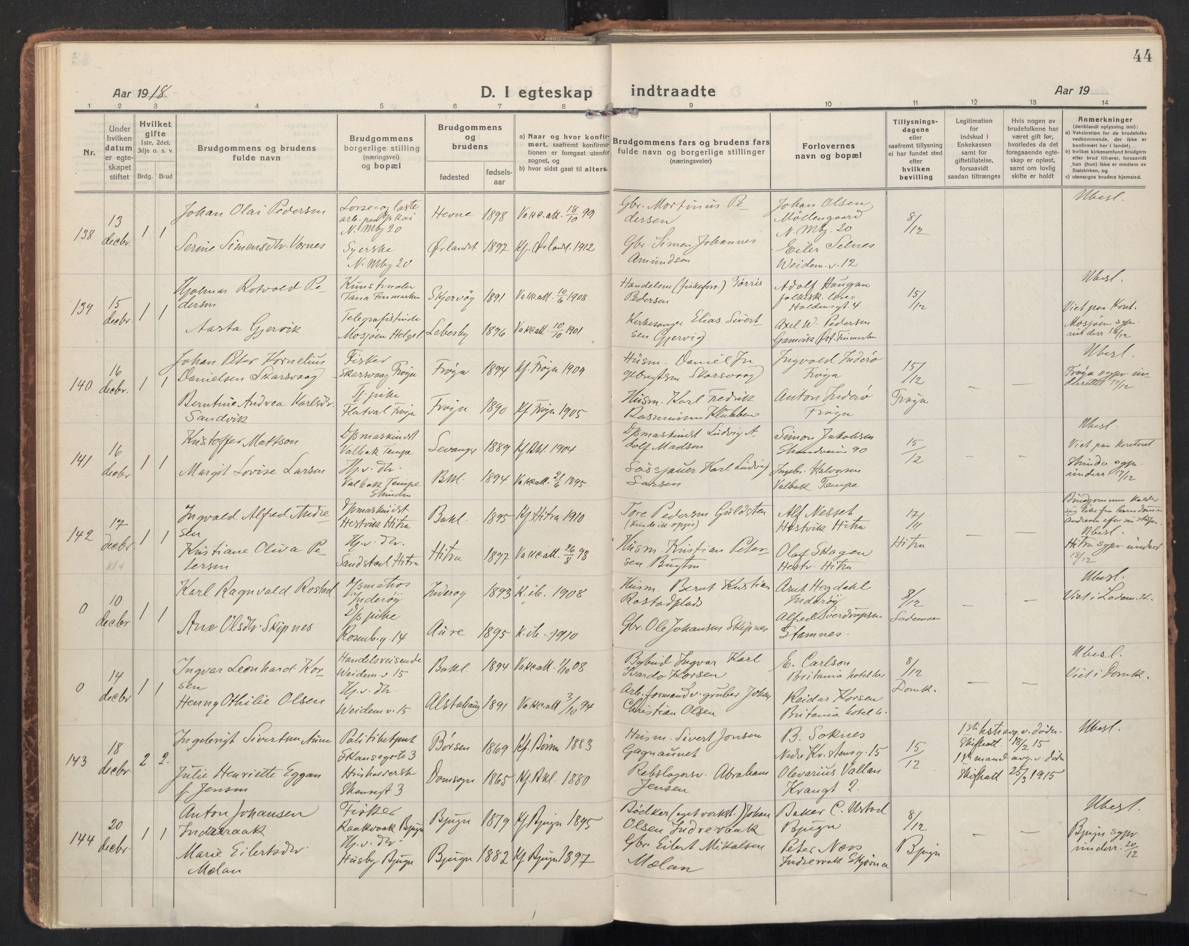 Ministerialprotokoller, klokkerbøker og fødselsregistre - Sør-Trøndelag, AV/SAT-A-1456/604/L0206: Ministerialbok nr. 604A26, 1917-1931, s. 44