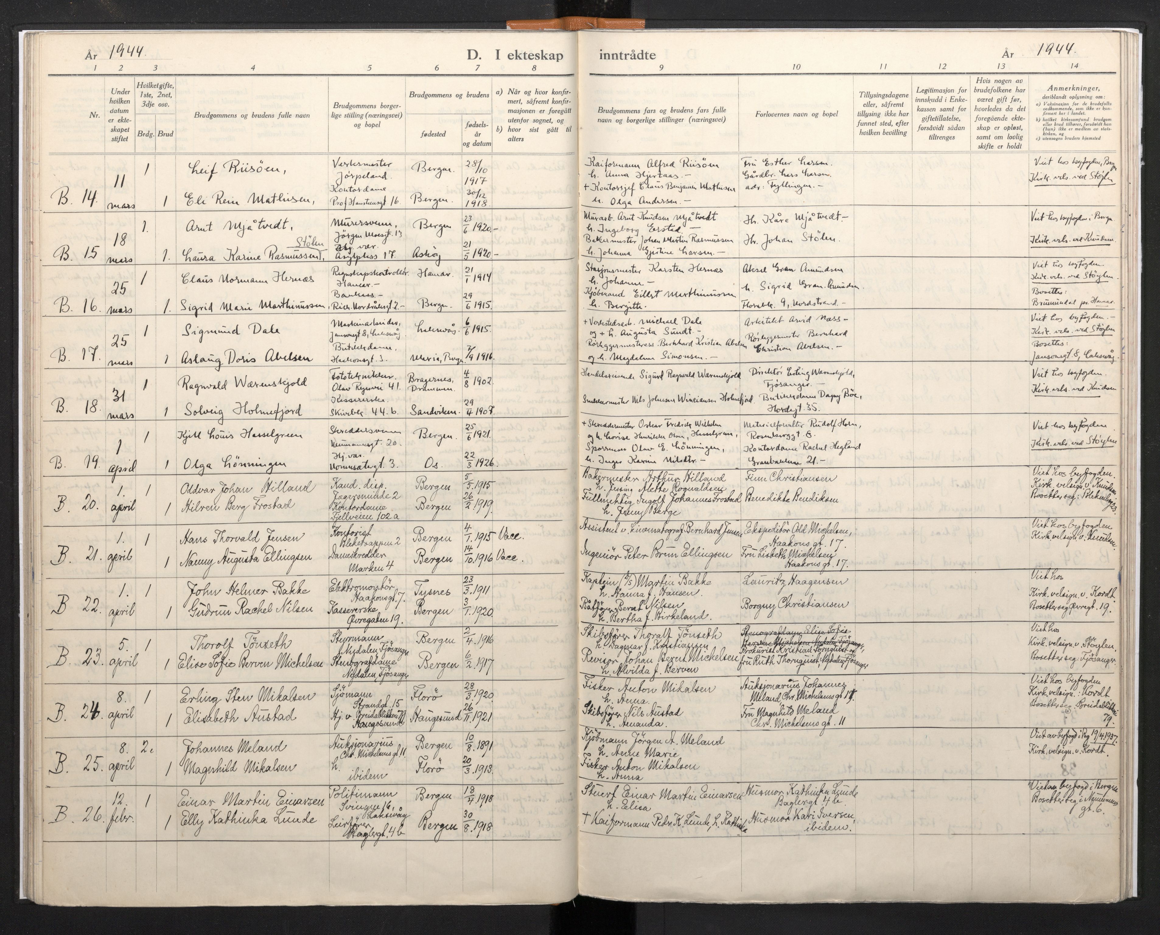 Domkirken sokneprestembete, SAB/A-74801/H/Haa/L0017: Ministerialbok nr. A 16, 1944-1945