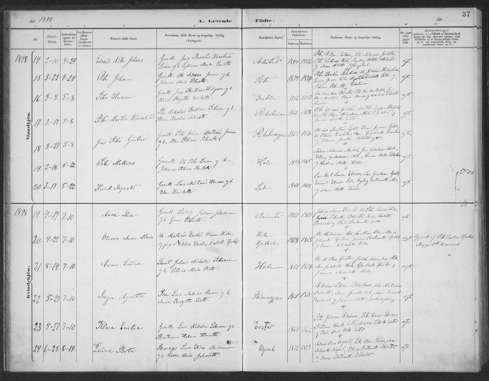 Ministerialprotokoller, klokkerbøker og fødselsregistre - Møre og Romsdal, AV/SAT-A-1454/523/L0335: Ministerialbok nr. 523A02, 1891-1911, s. 37