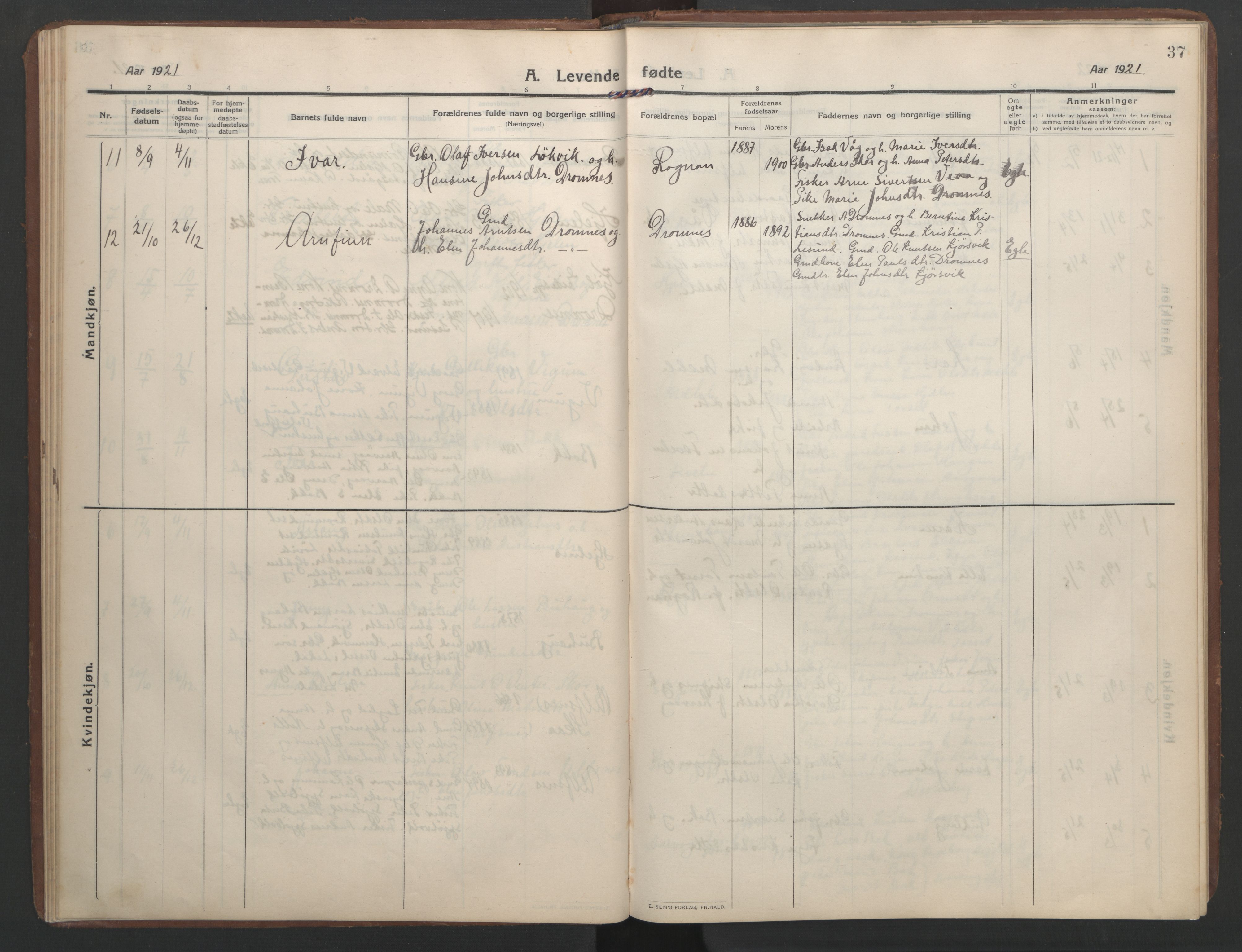 Ministerialprotokoller, klokkerbøker og fødselsregistre - Møre og Romsdal, AV/SAT-A-1454/579/L0919: Klokkerbok nr. 579C01, 1909-1957, s. 37