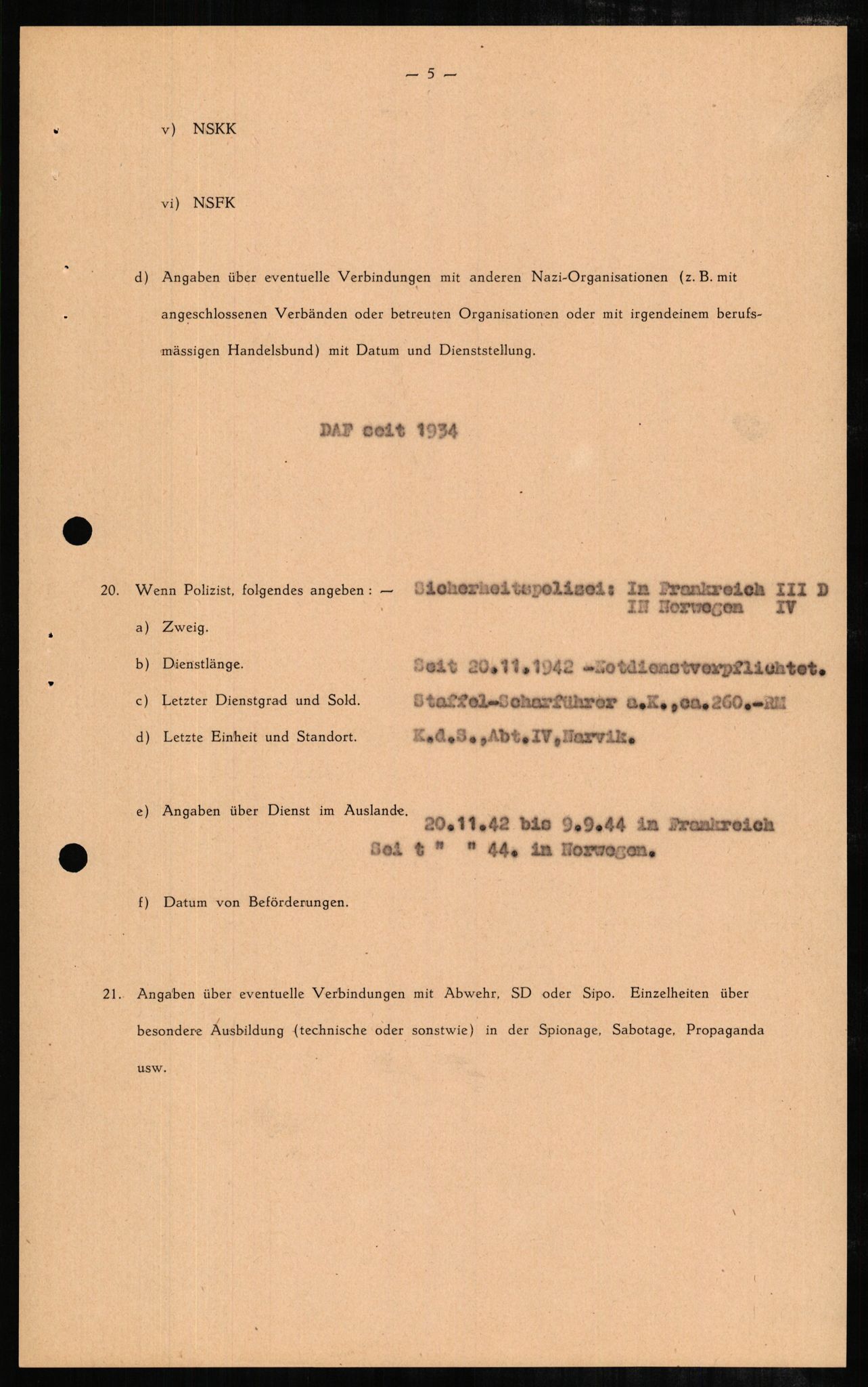 Forsvaret, Forsvarets overkommando II, AV/RA-RAFA-3915/D/Db/L0003: CI Questionaires. Tyske okkupasjonsstyrker i Norge. Tyskere., 1945-1946, s. 528